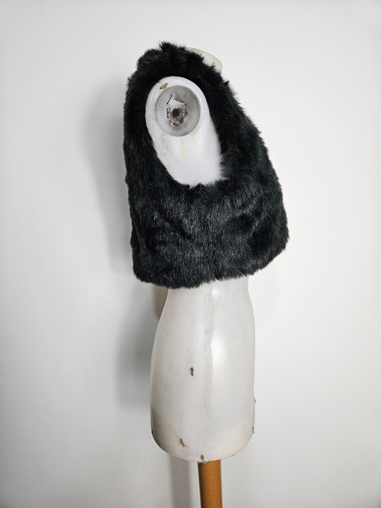 Boléro fausse fourrure