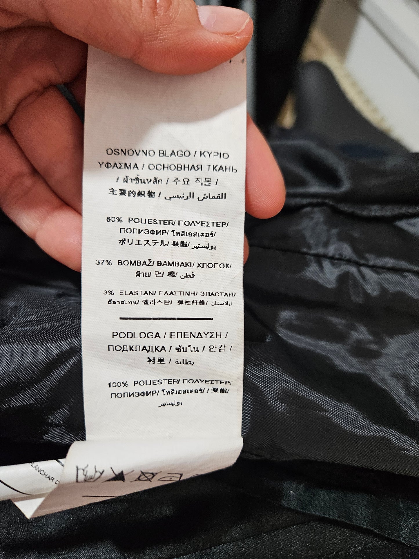 Bustier noir avec noeuds