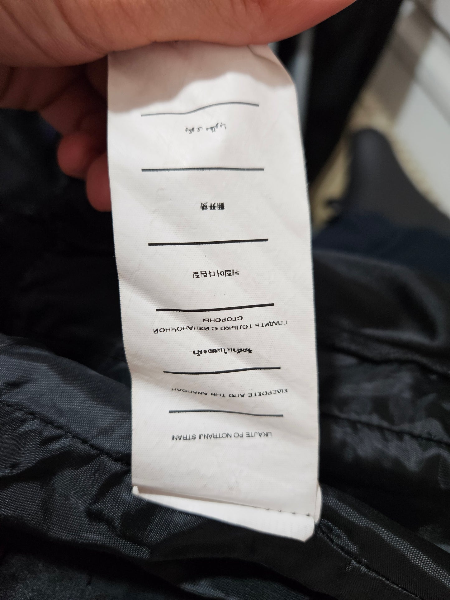 Bustier noir avec noeuds