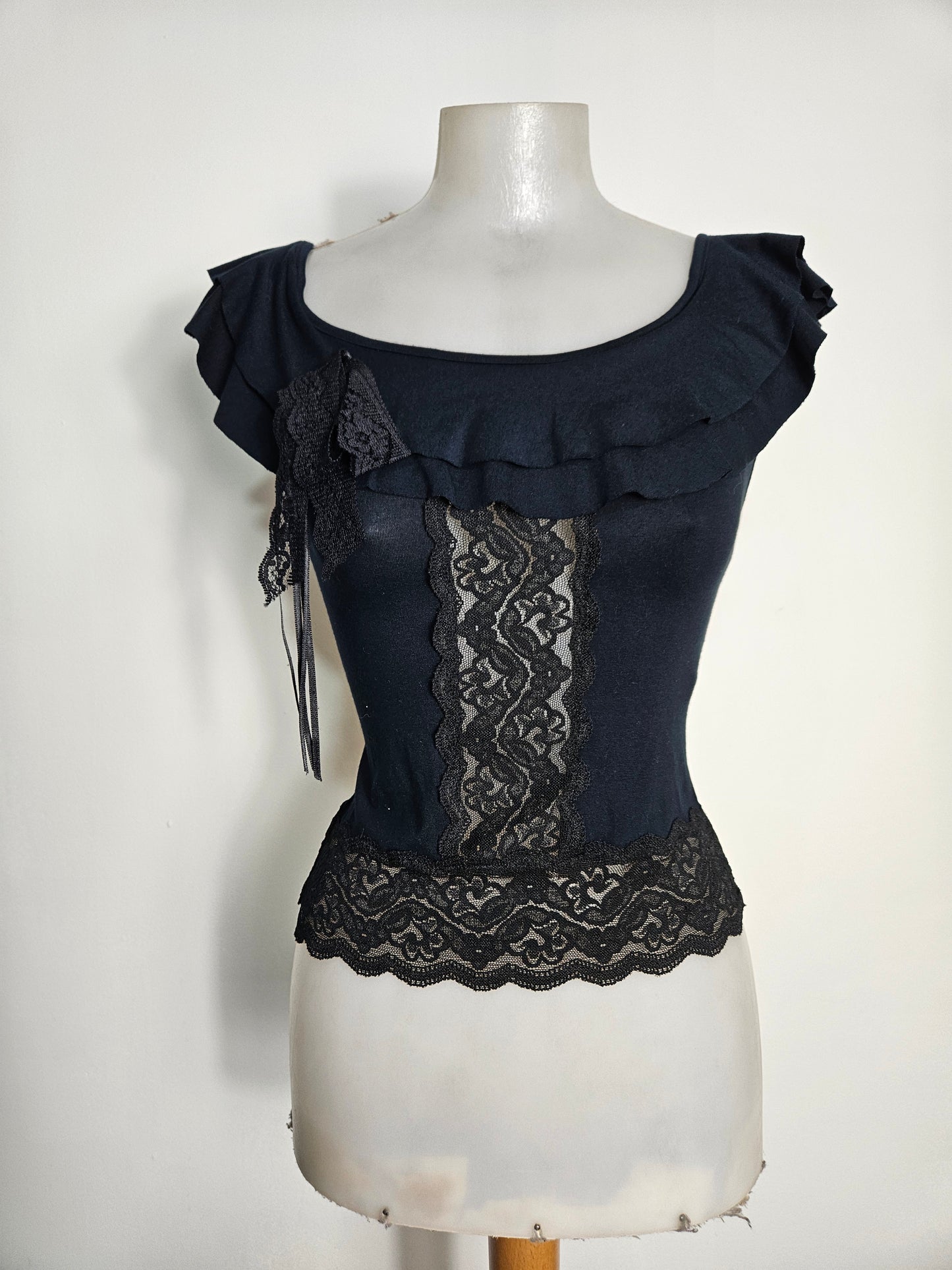 Haut col bardot détails dentelle