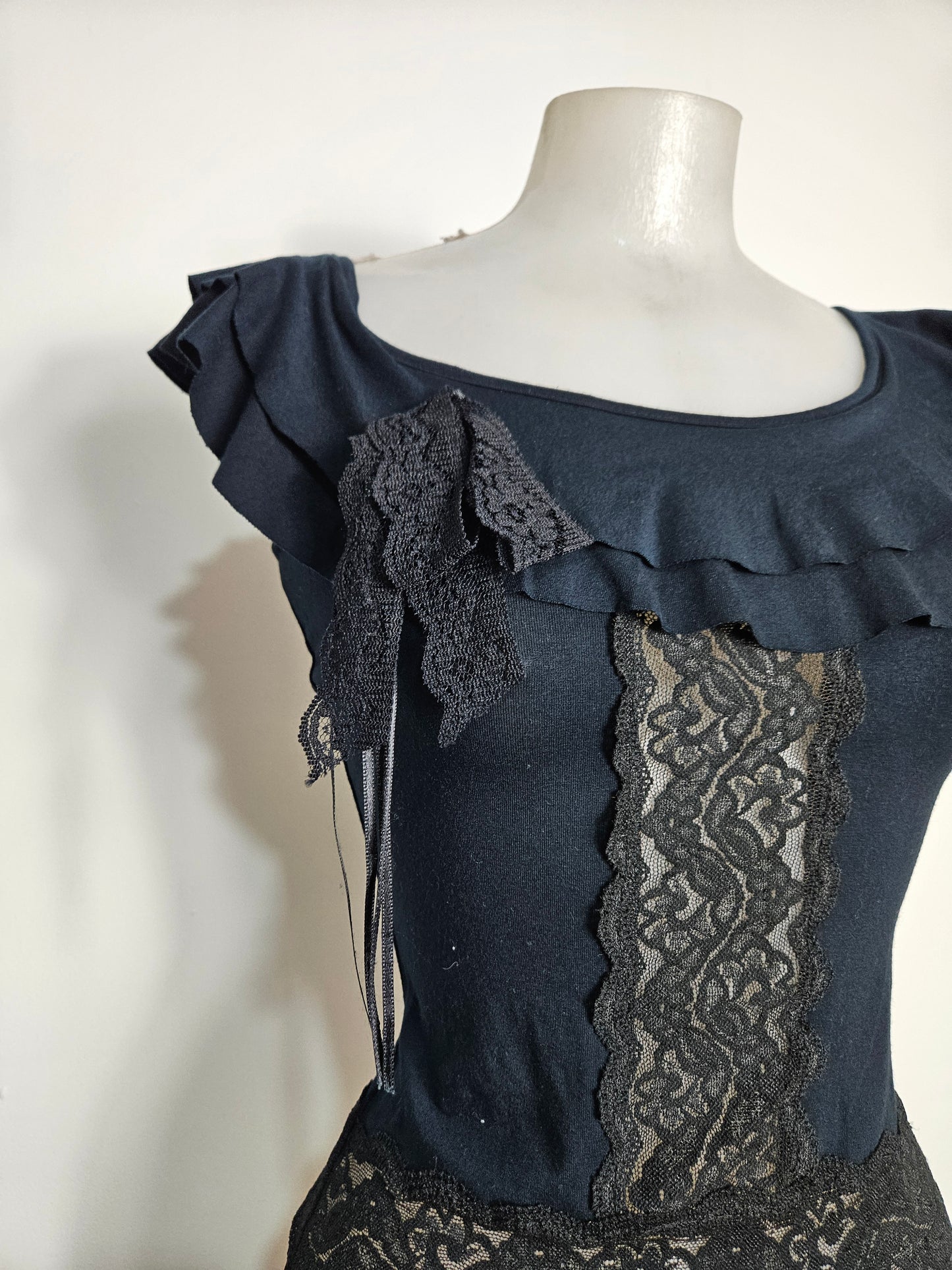 Haut col bardot détails dentelle