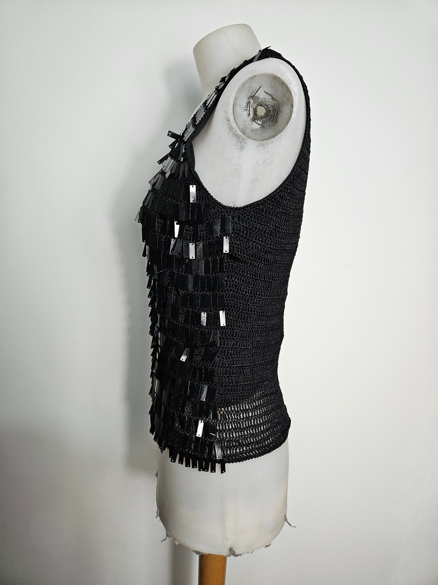 Haut crochet et sequins