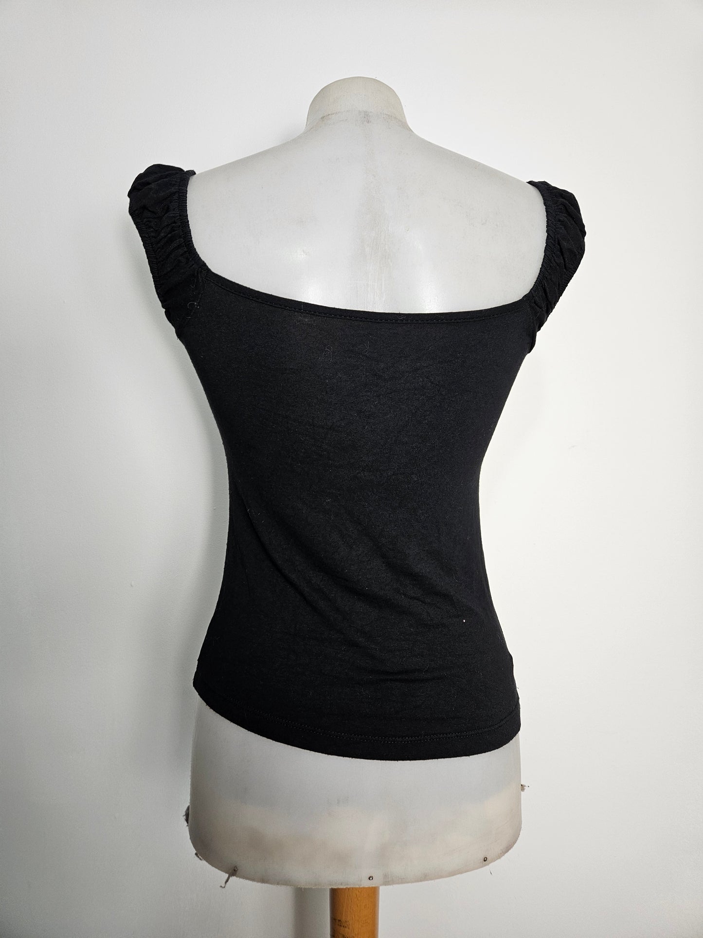 Haut décolleté ajustable