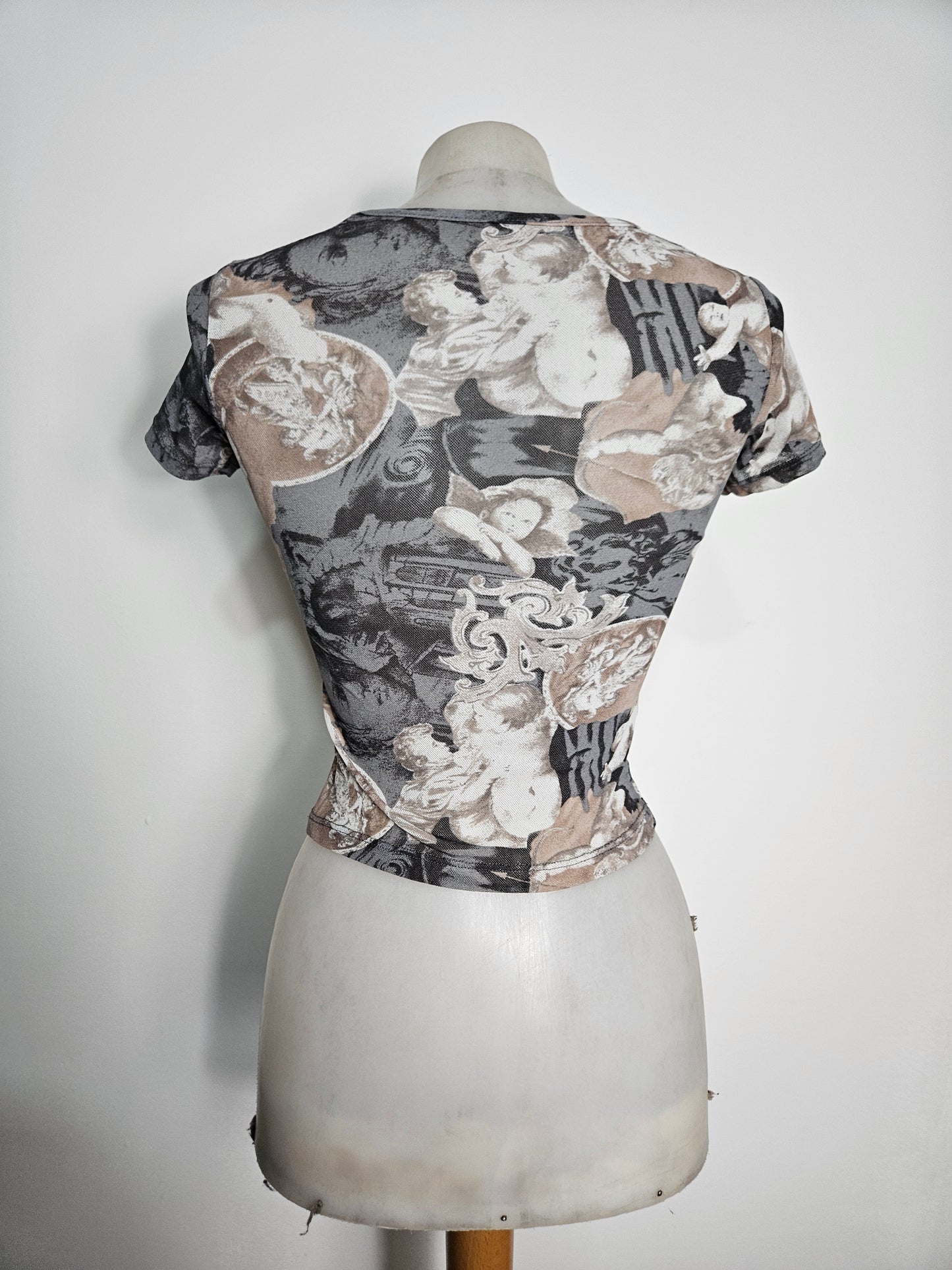 Haut en voile motif Renaissance