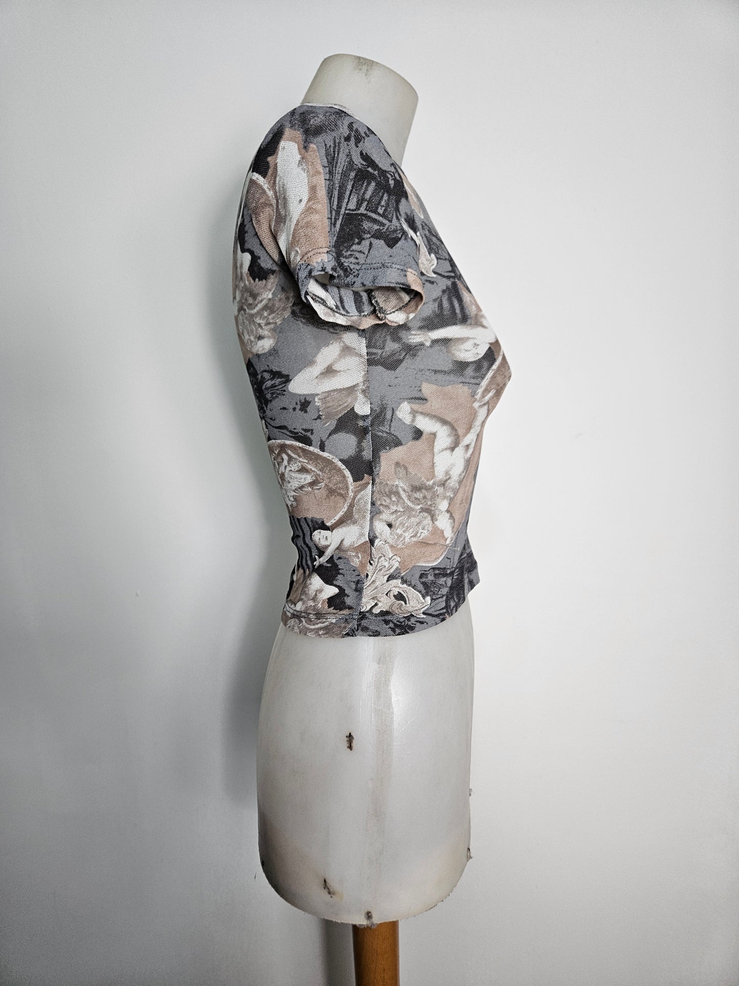 Haut en voile motif Renaissance