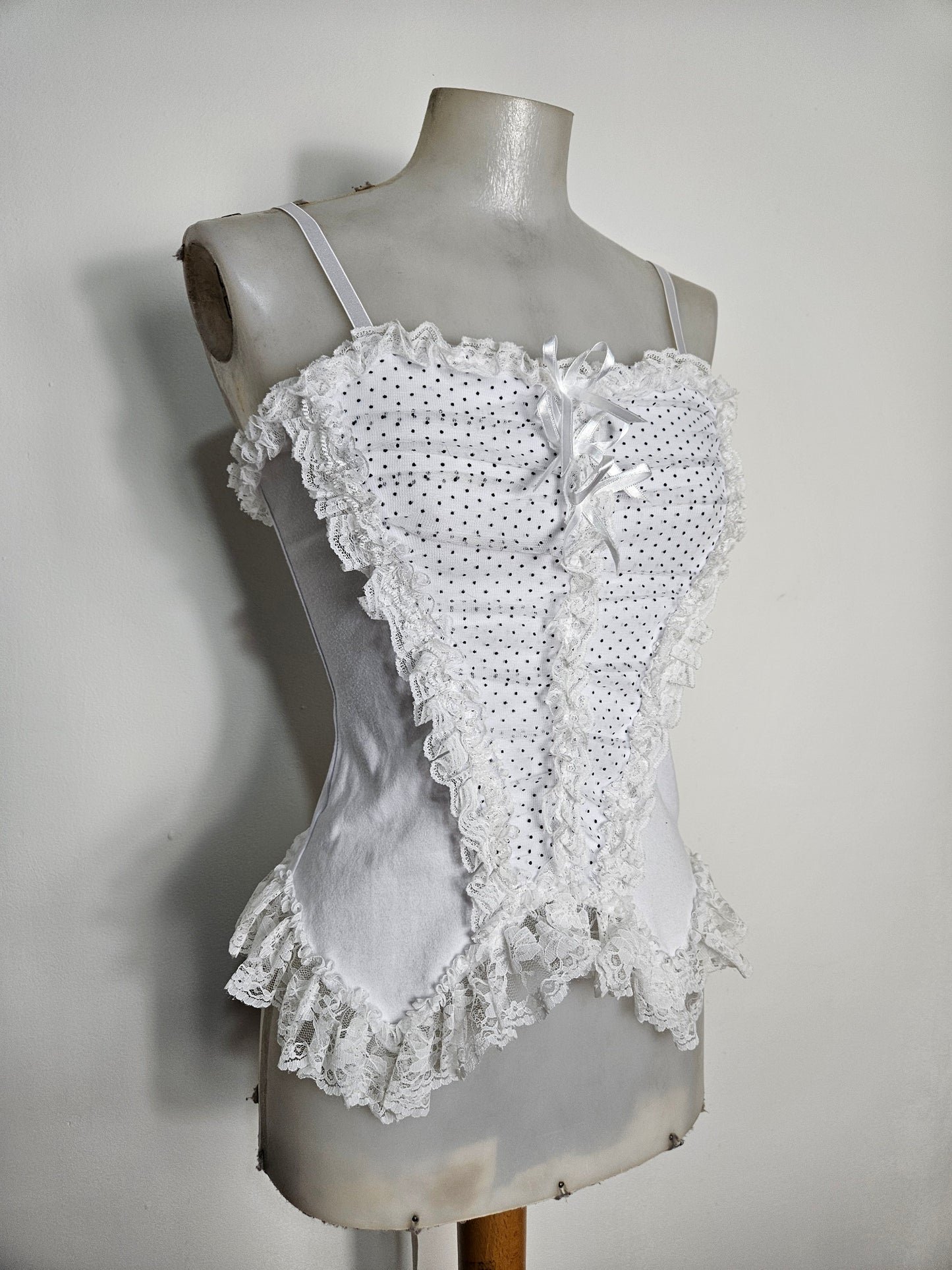 Haut aysmétrique dentelle et noeud