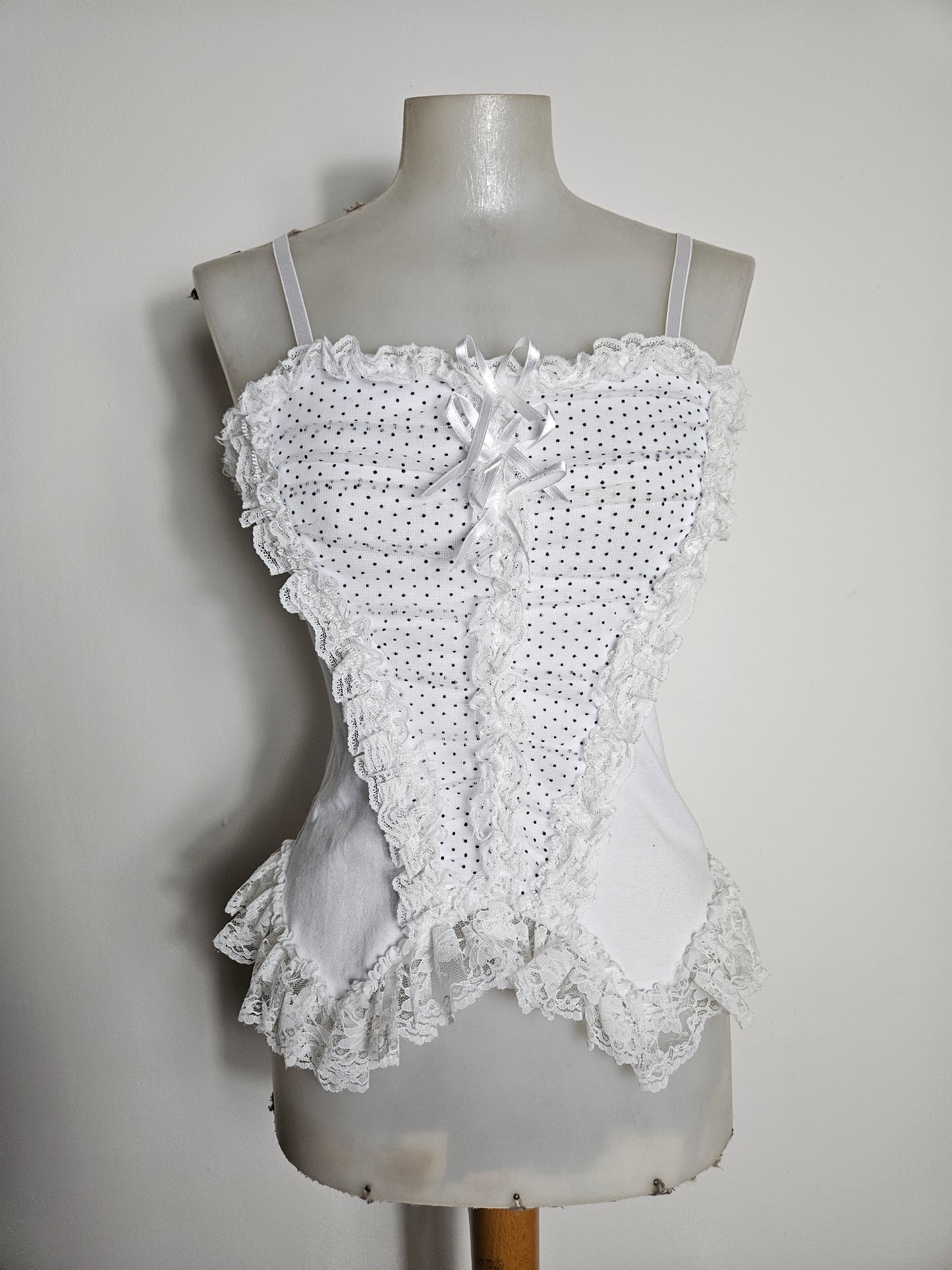 Haut aysmétrique dentelle et noeud