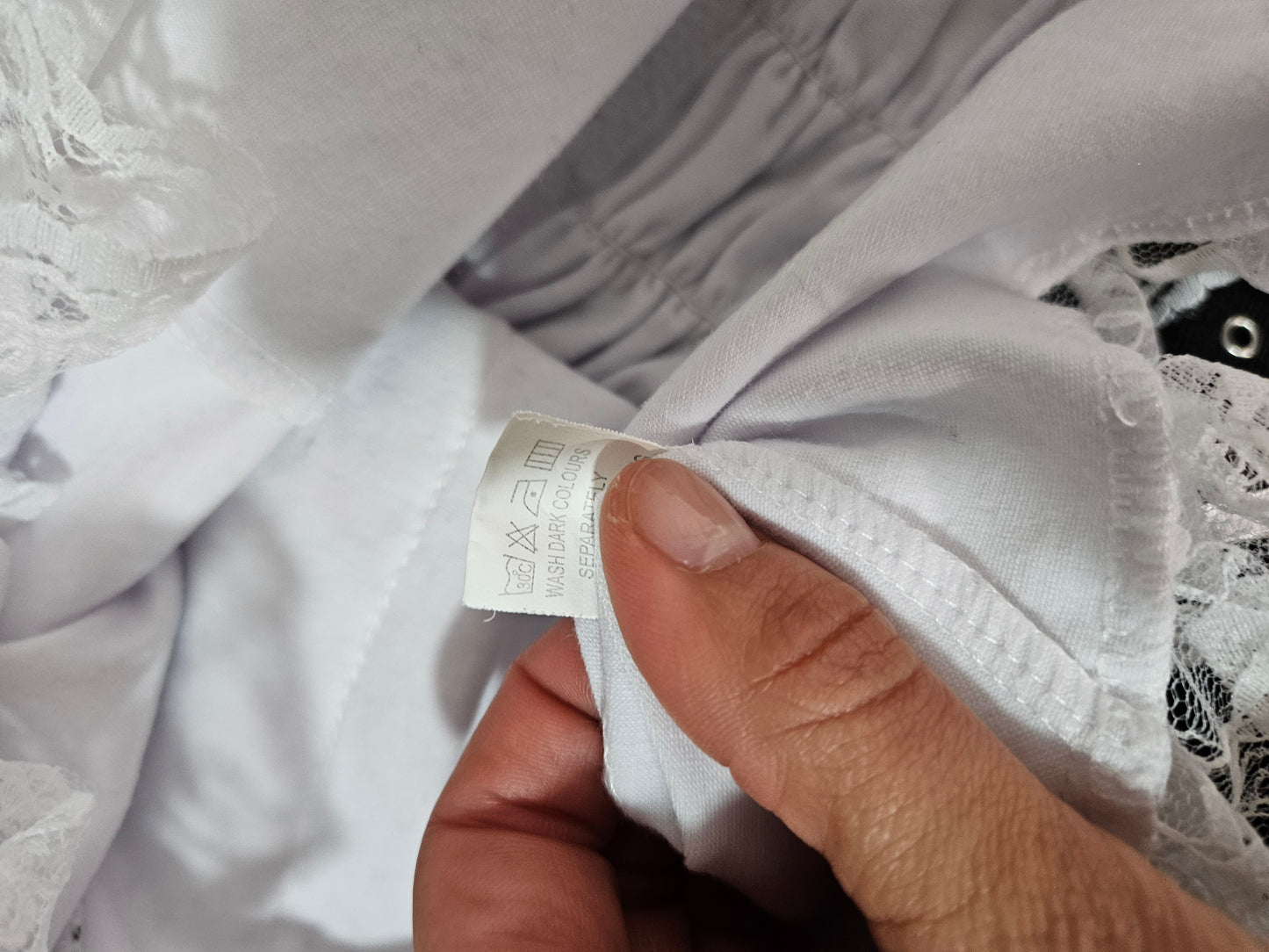 Haut aysmétrique dentelle et noeud