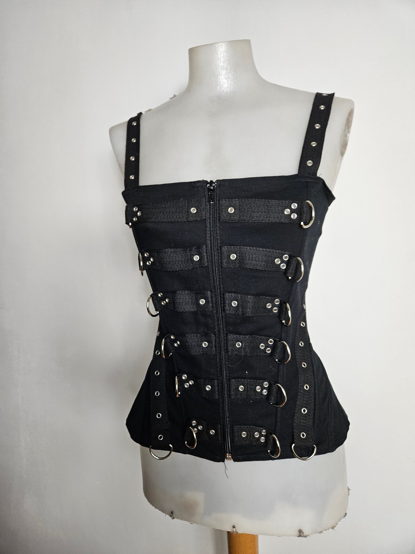 Haut esprit corset à anneaux