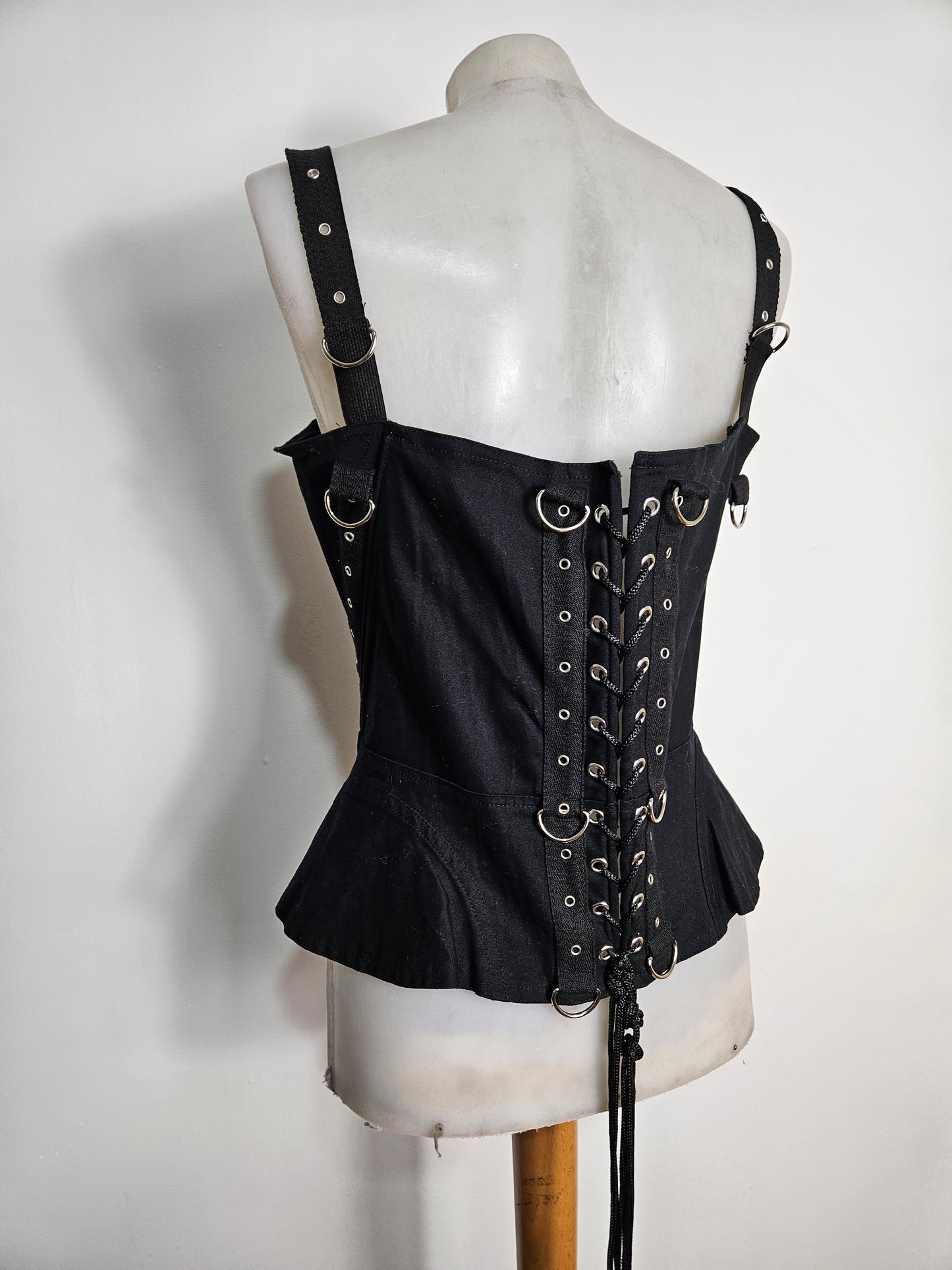 Haut esprit corset à anneaux