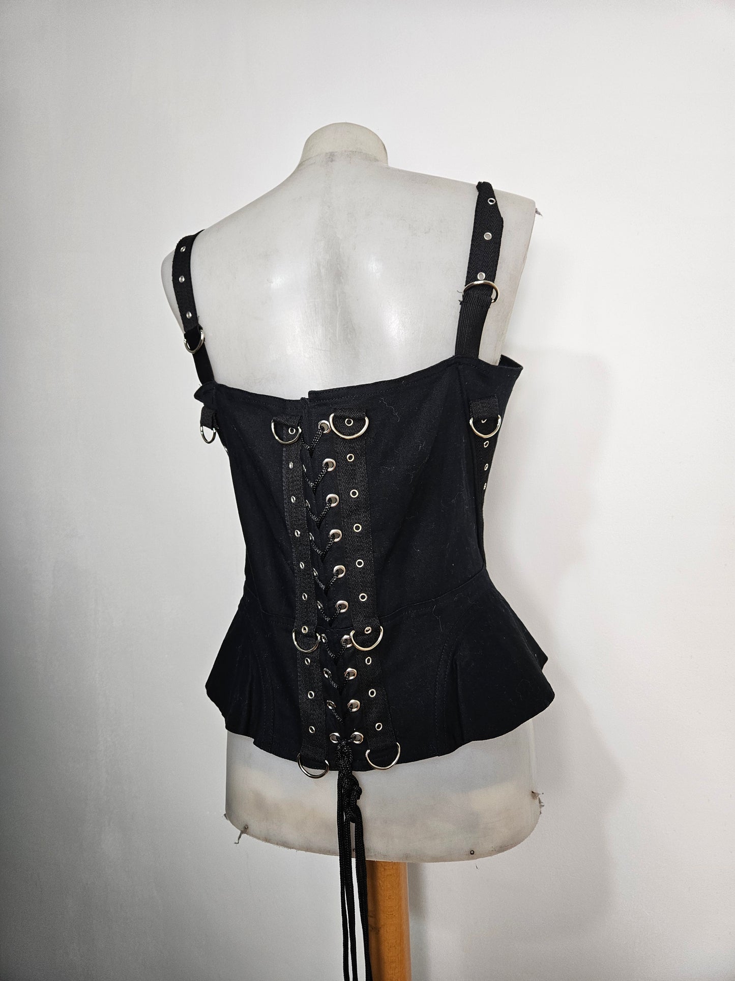 Haut esprit corset à anneaux