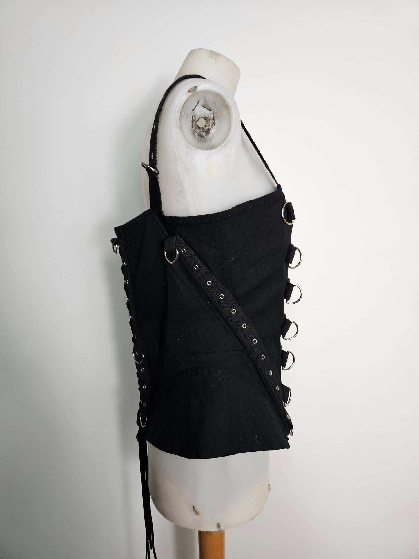 Haut esprit corset à anneaux