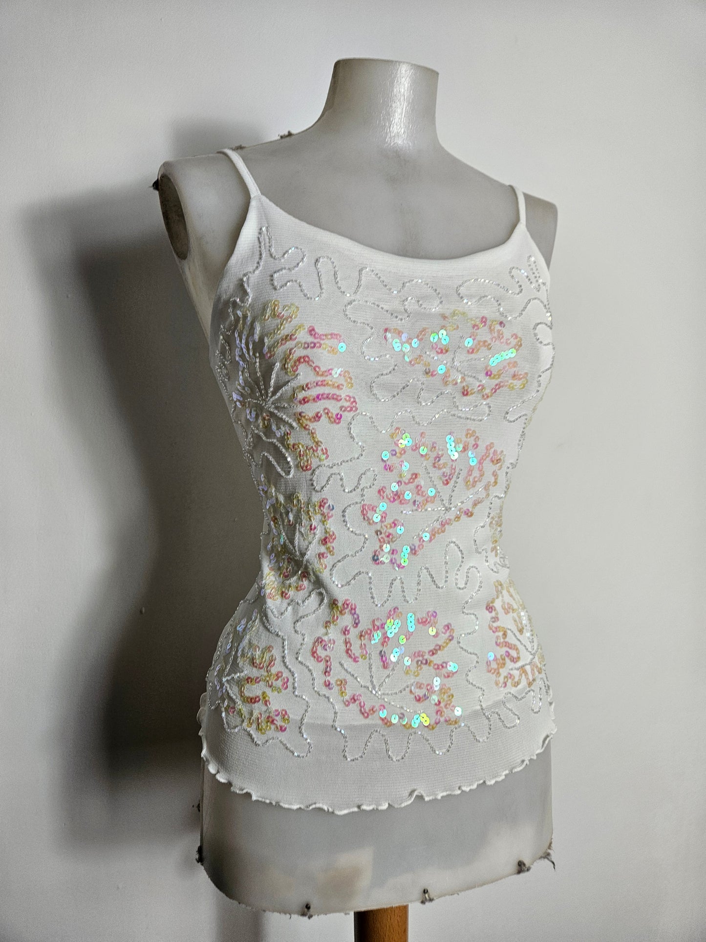 Haut en voile brodé de sequins