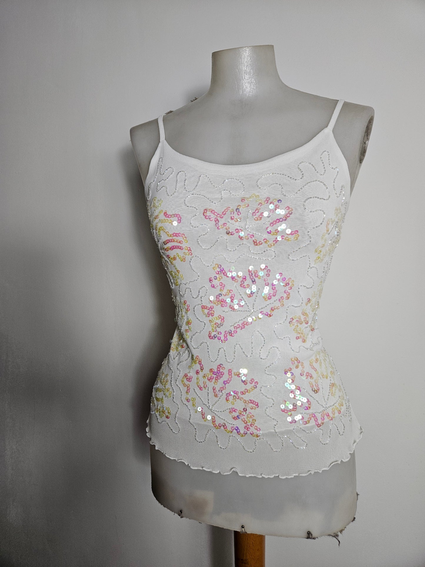 Haut en voile brodé de sequins