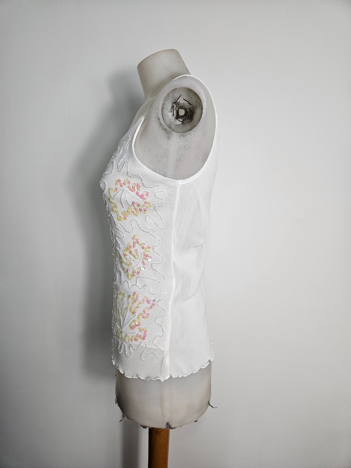 Haut en voile brodé de sequins