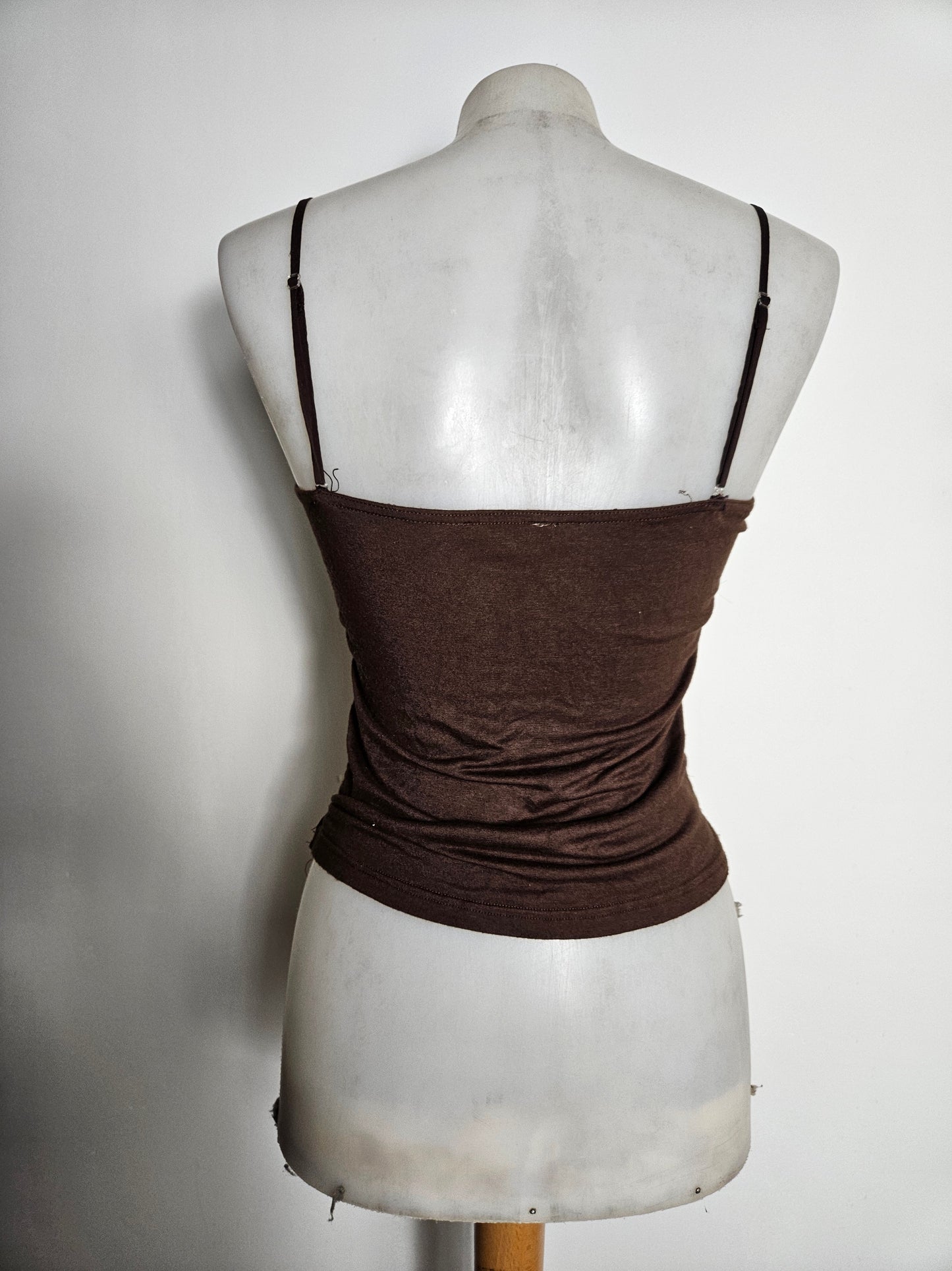 Haut en velours marron à laçage