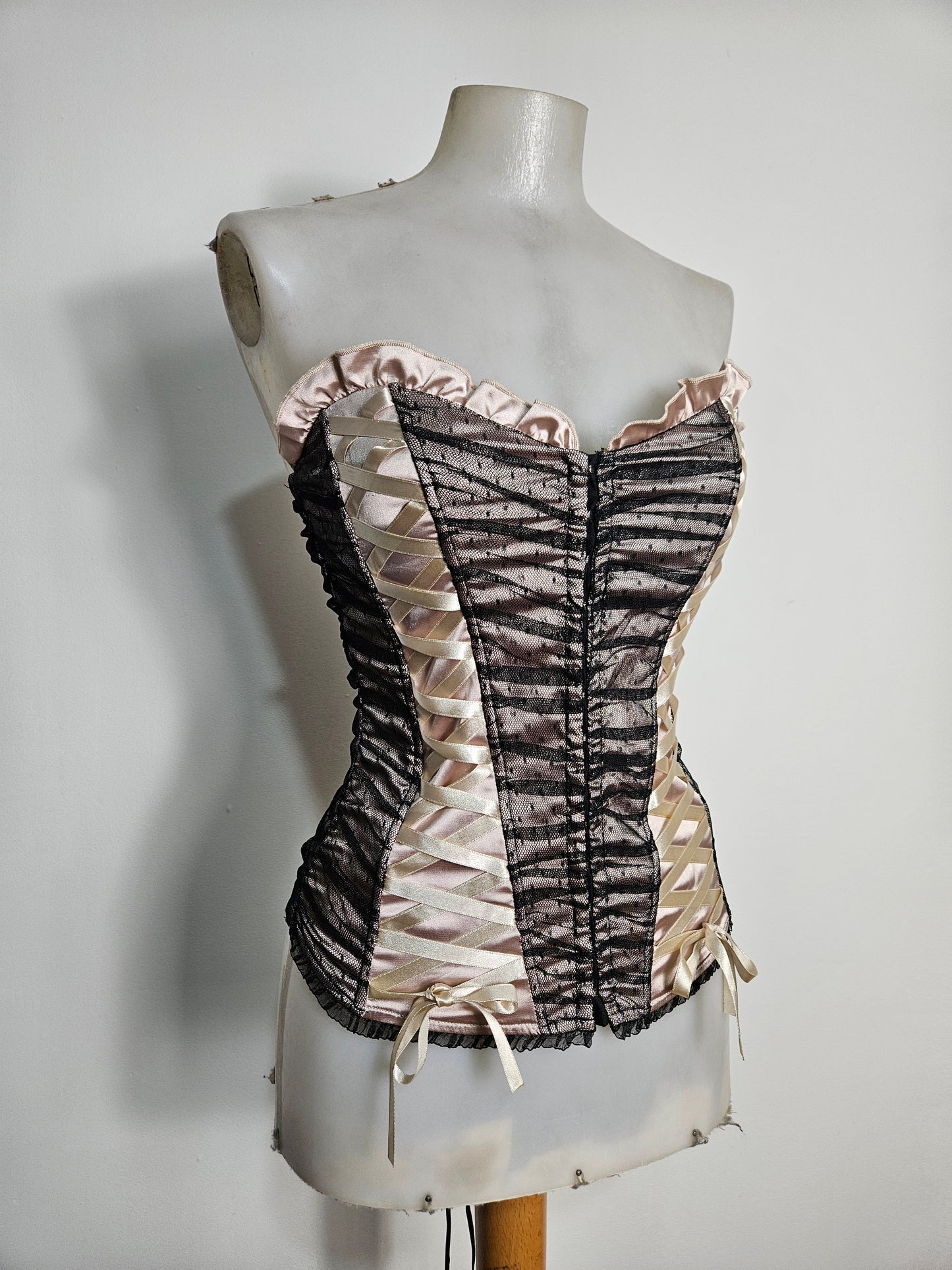 Bustier en voile et satin