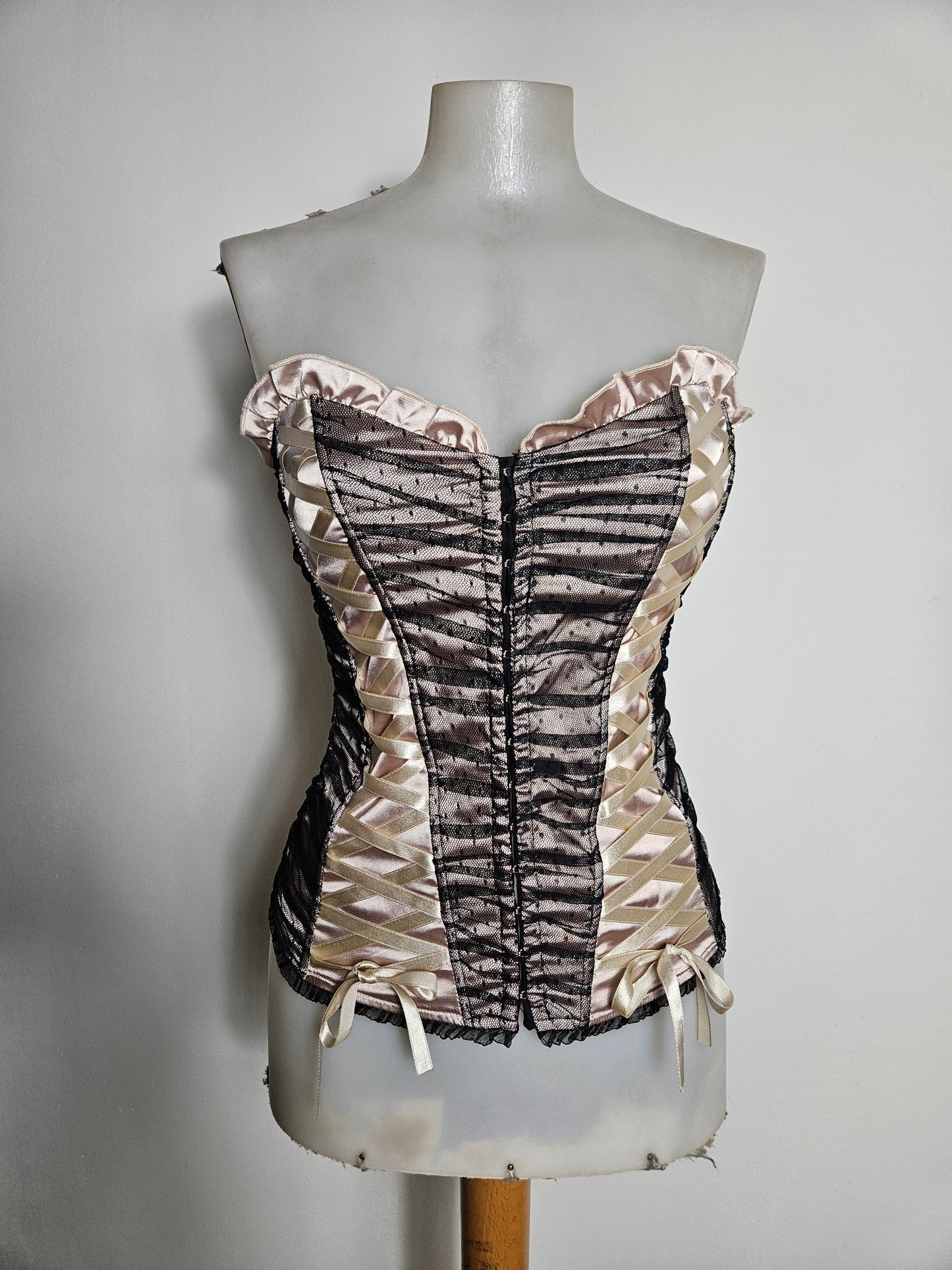 Bustier en voile et satin