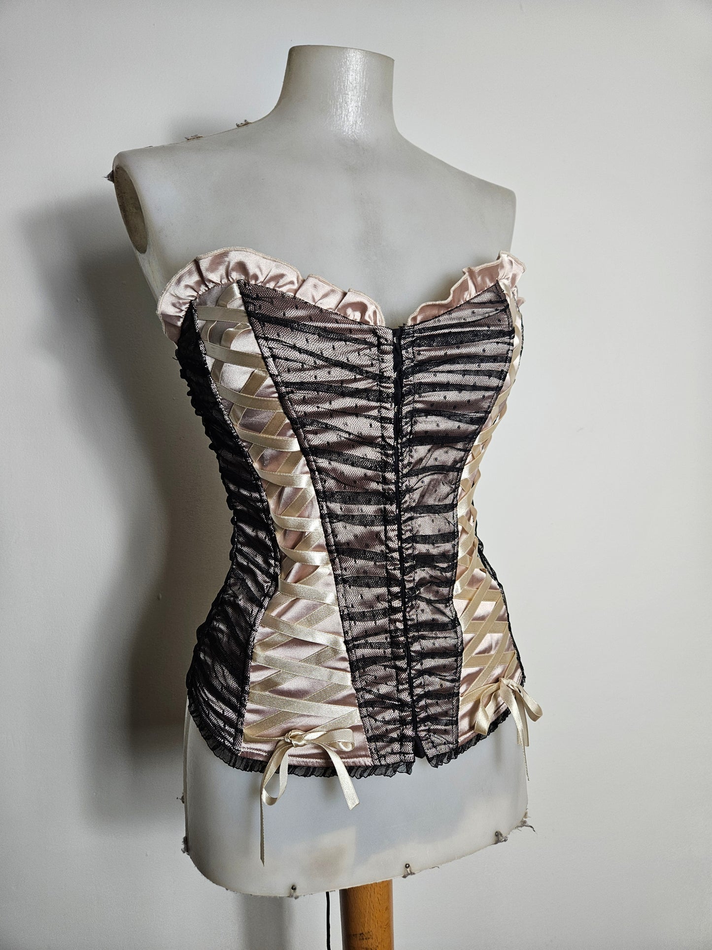 Bustier en voile et satin