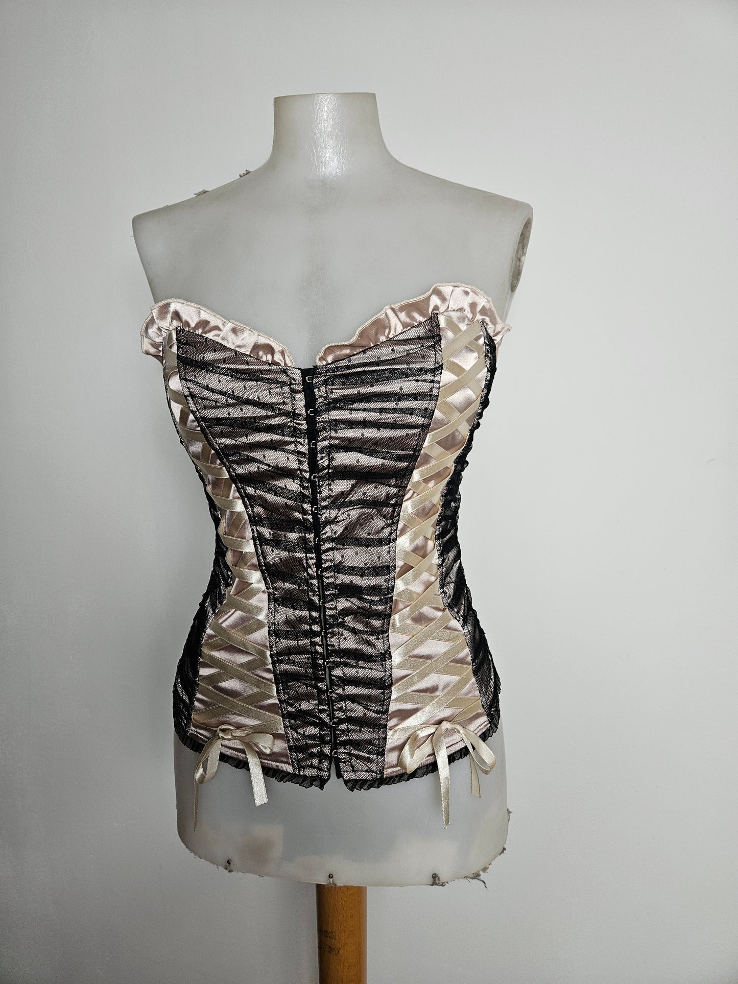 Bustier en voile et satin