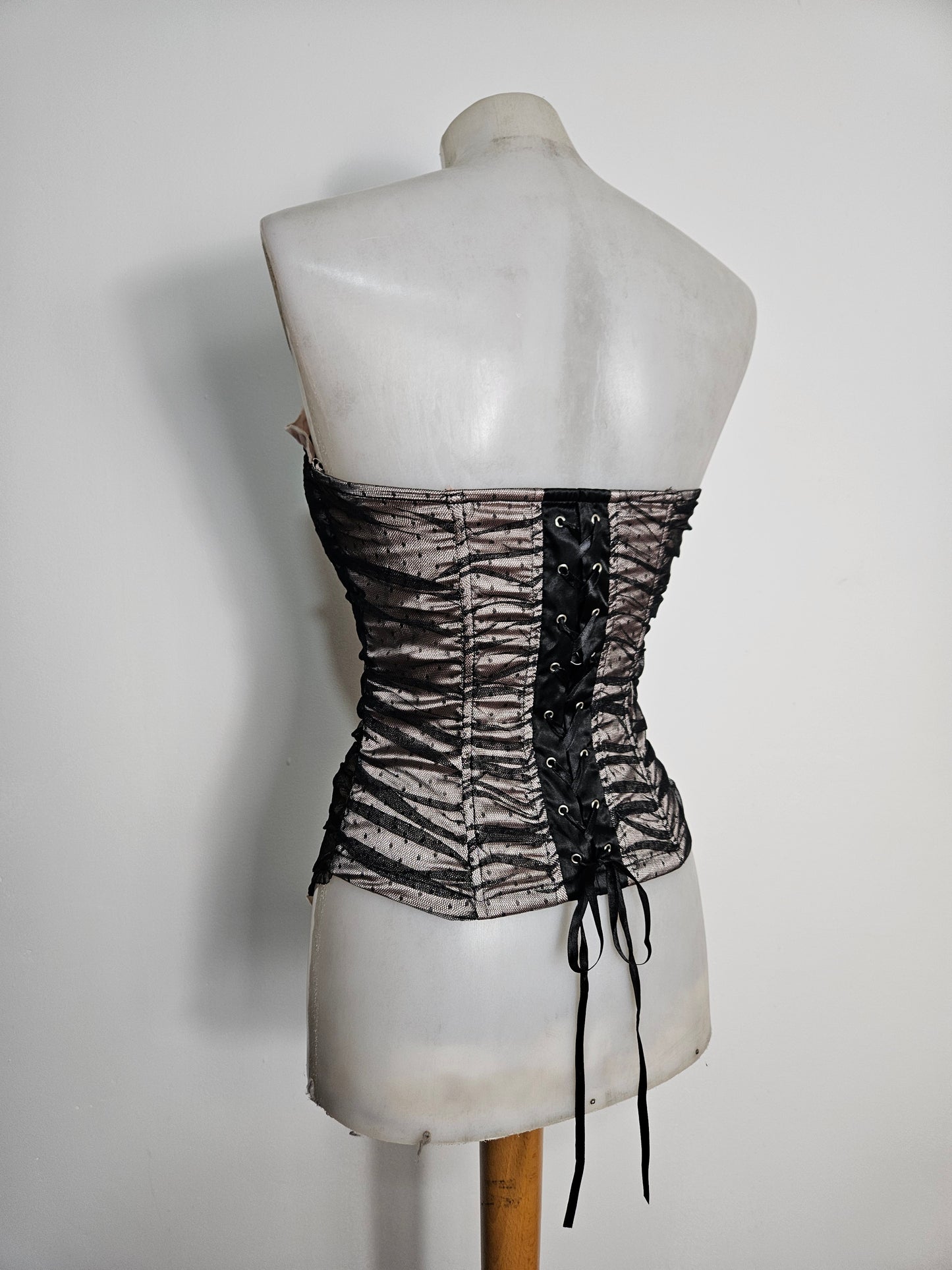 Bustier en voile et satin