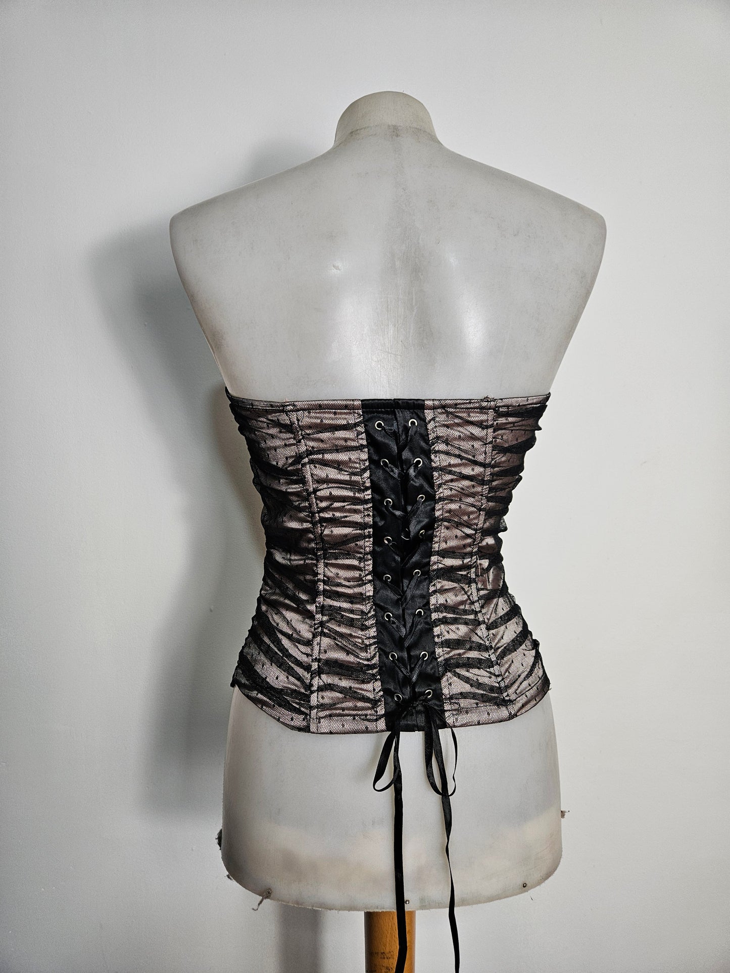 Bustier en voile et satin