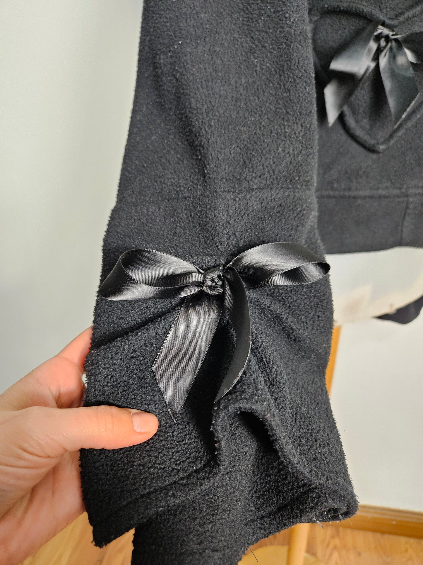 Veste à capuche détails ruban et lacage