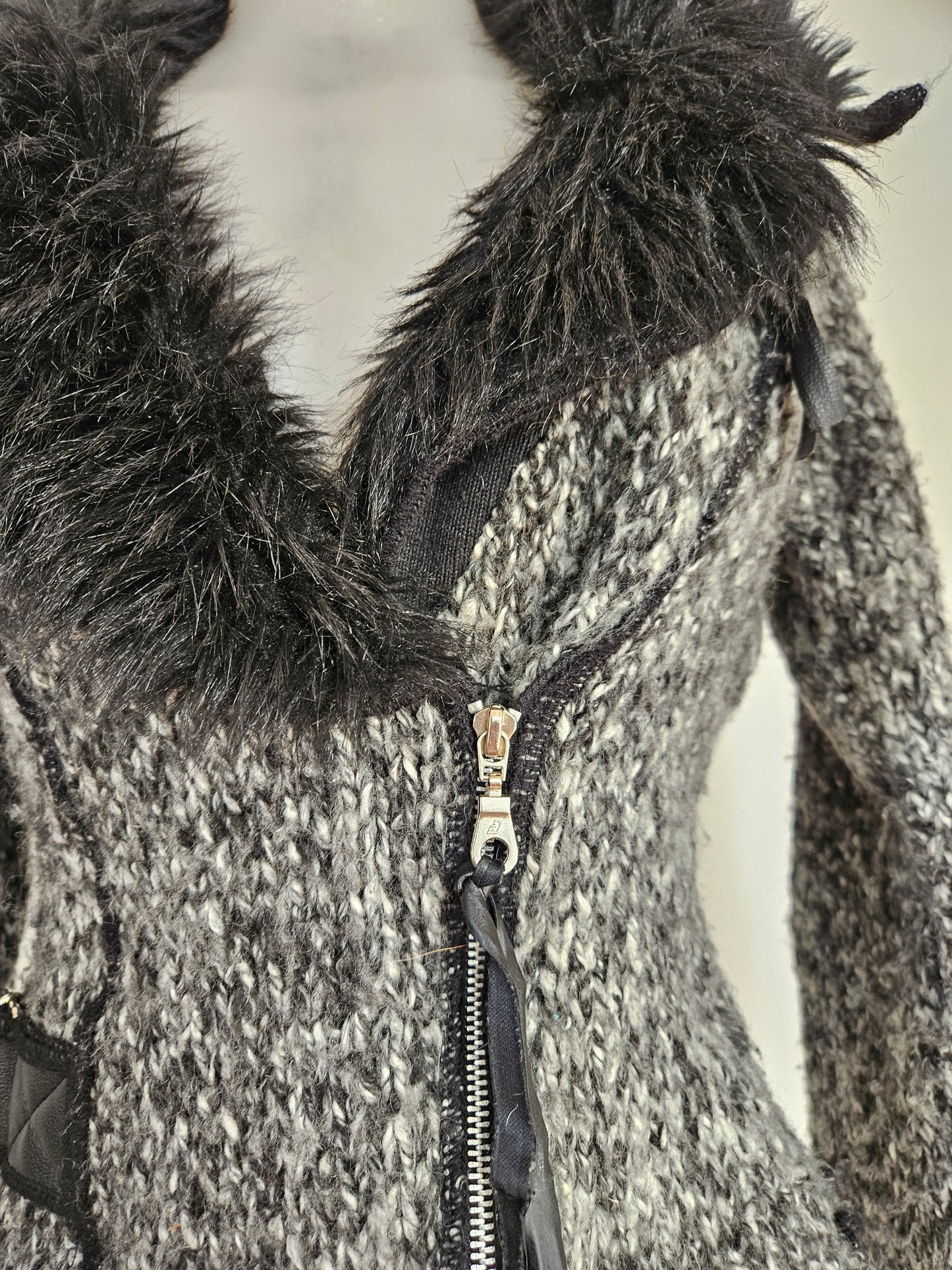 Pull Zone bleue en tricot