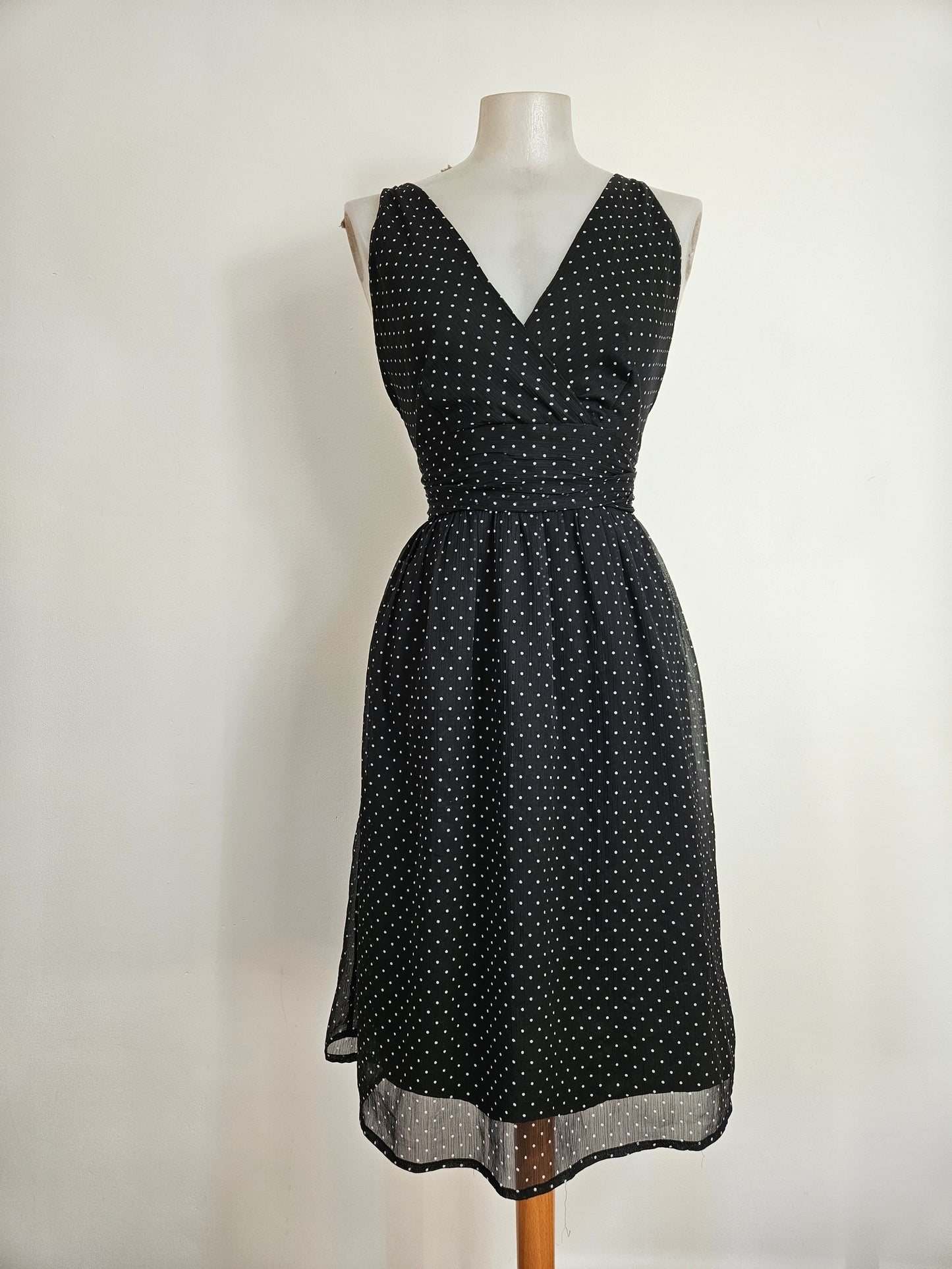 Robe en voile à pois