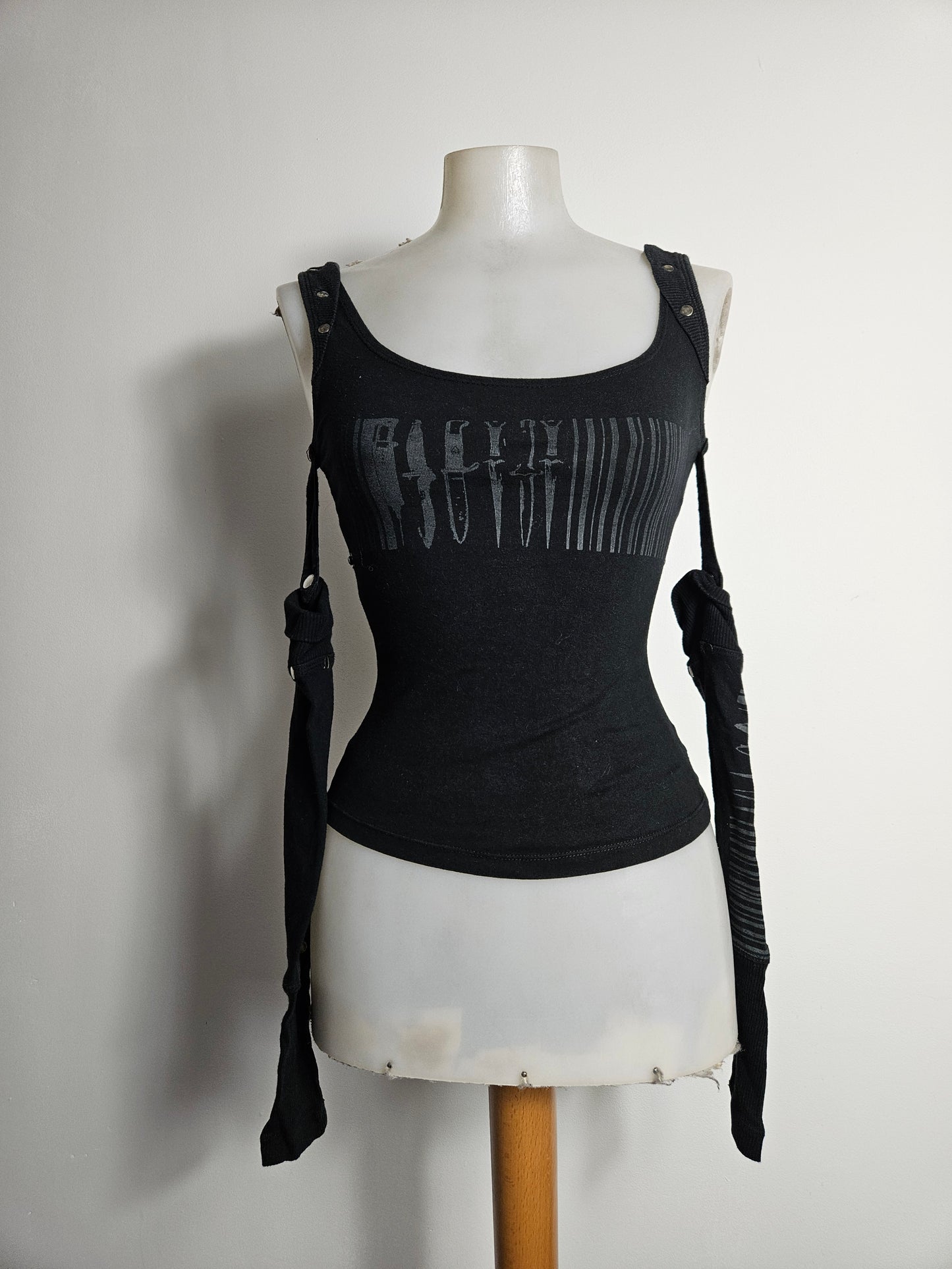 Haut à découpes Lip Service