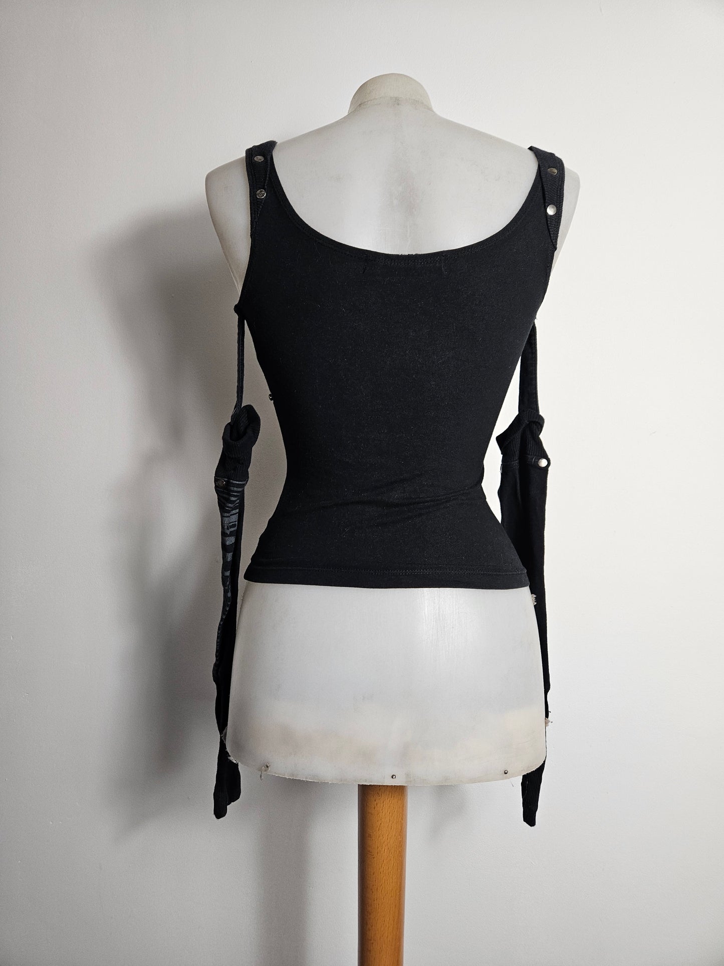 Haut à découpes Lip Service