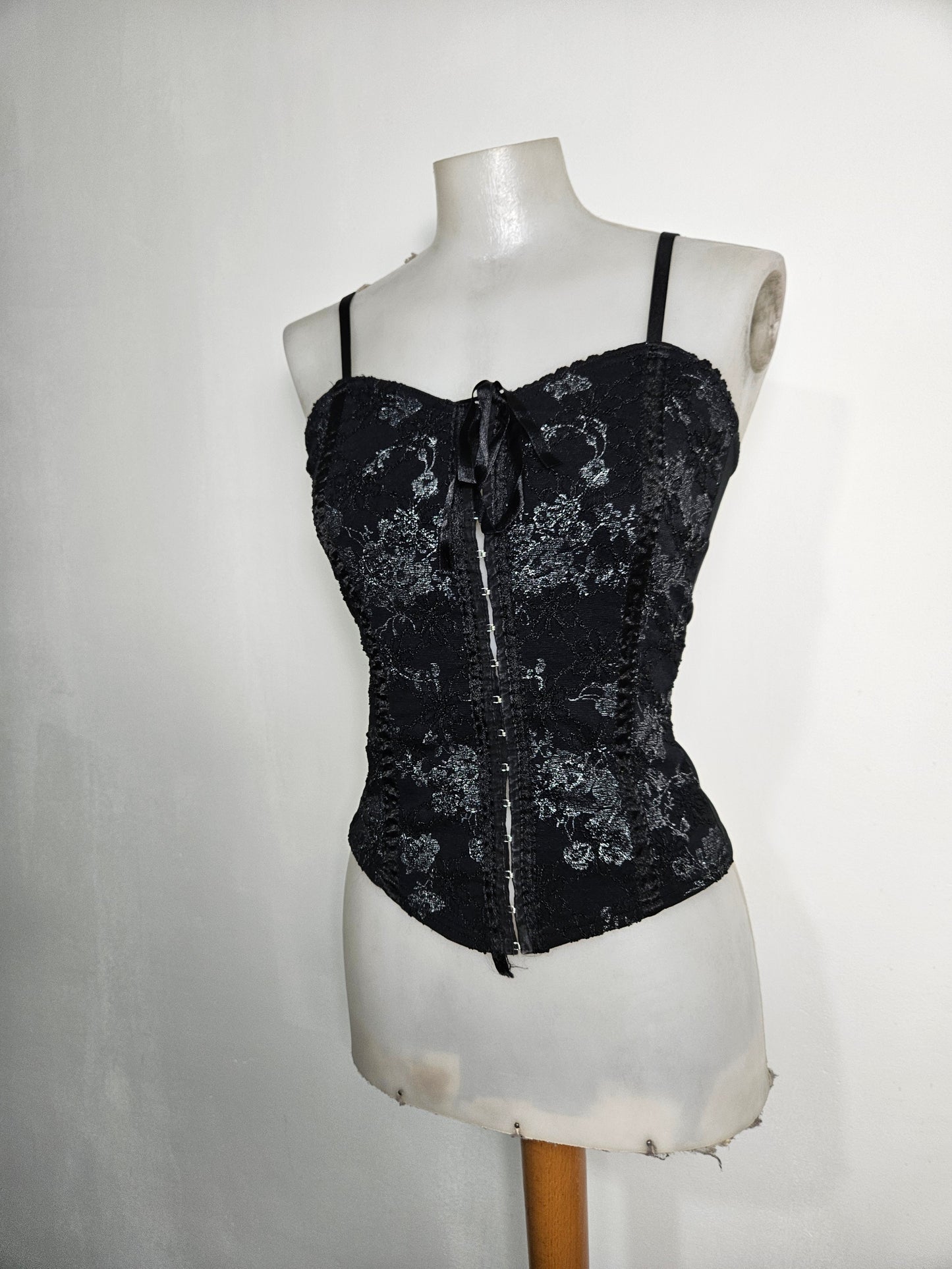 Haut corset motif floral argenté
