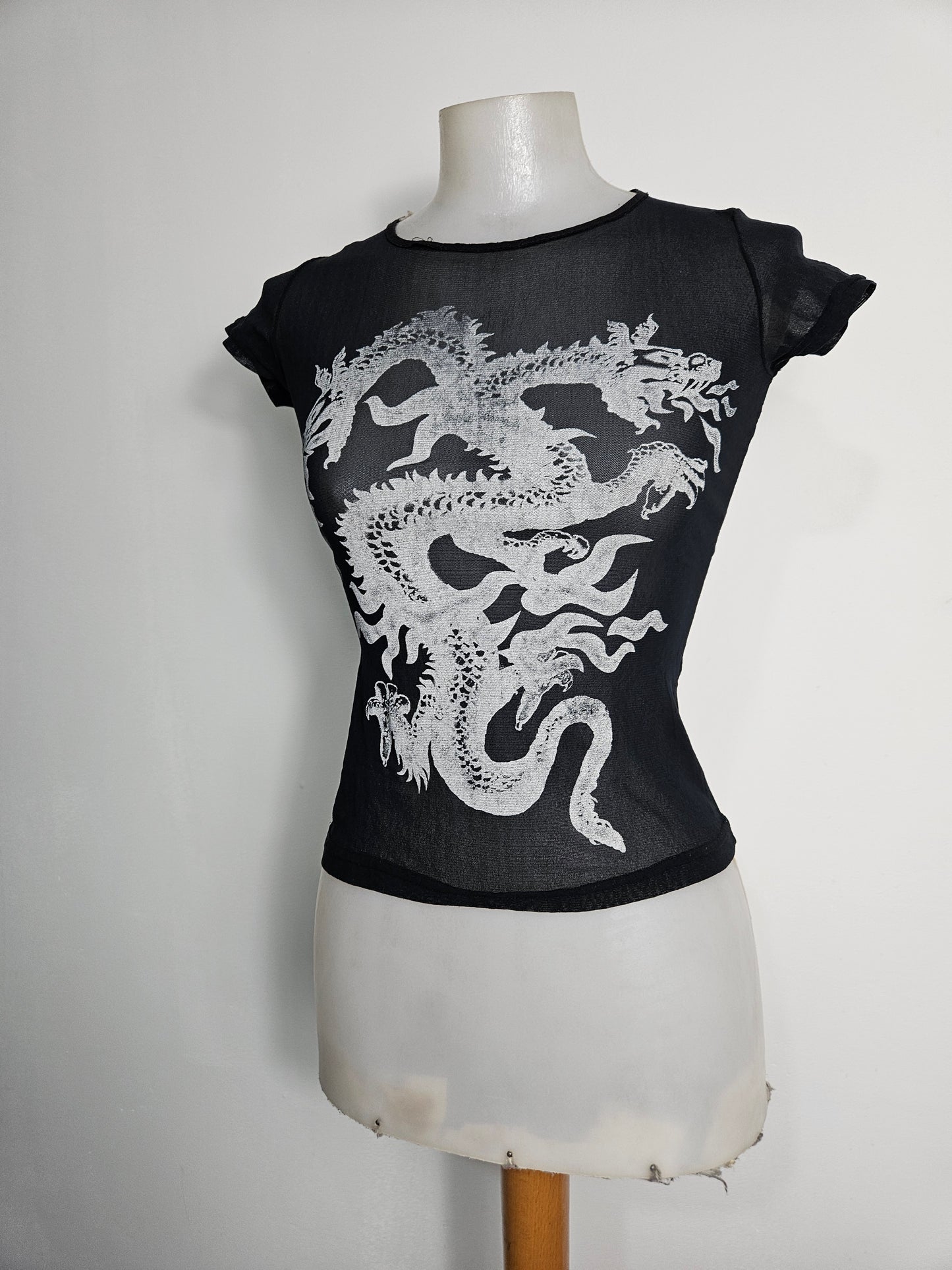 Haut en voile motif dragon