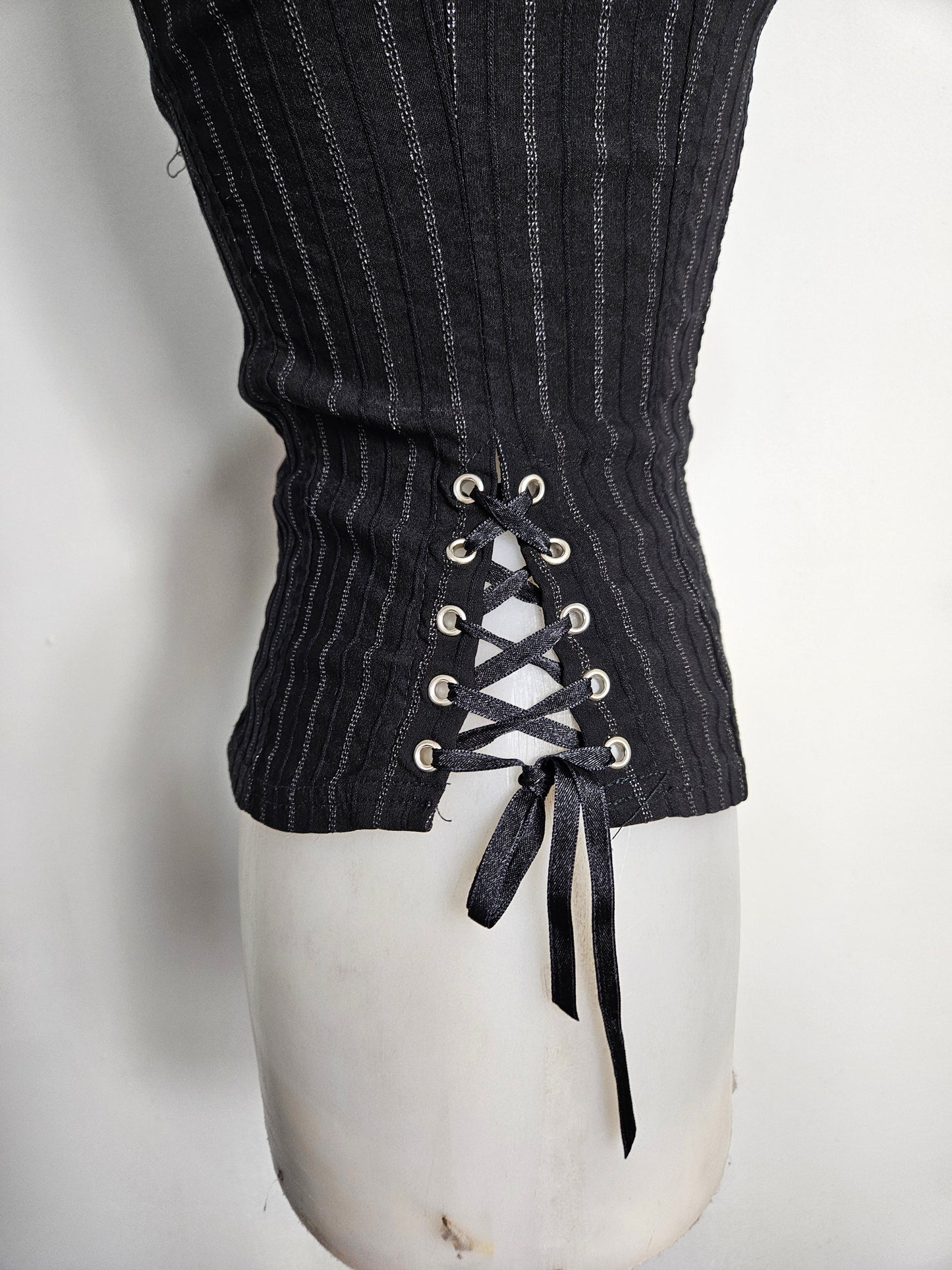 Bustier rayé noir et argenté