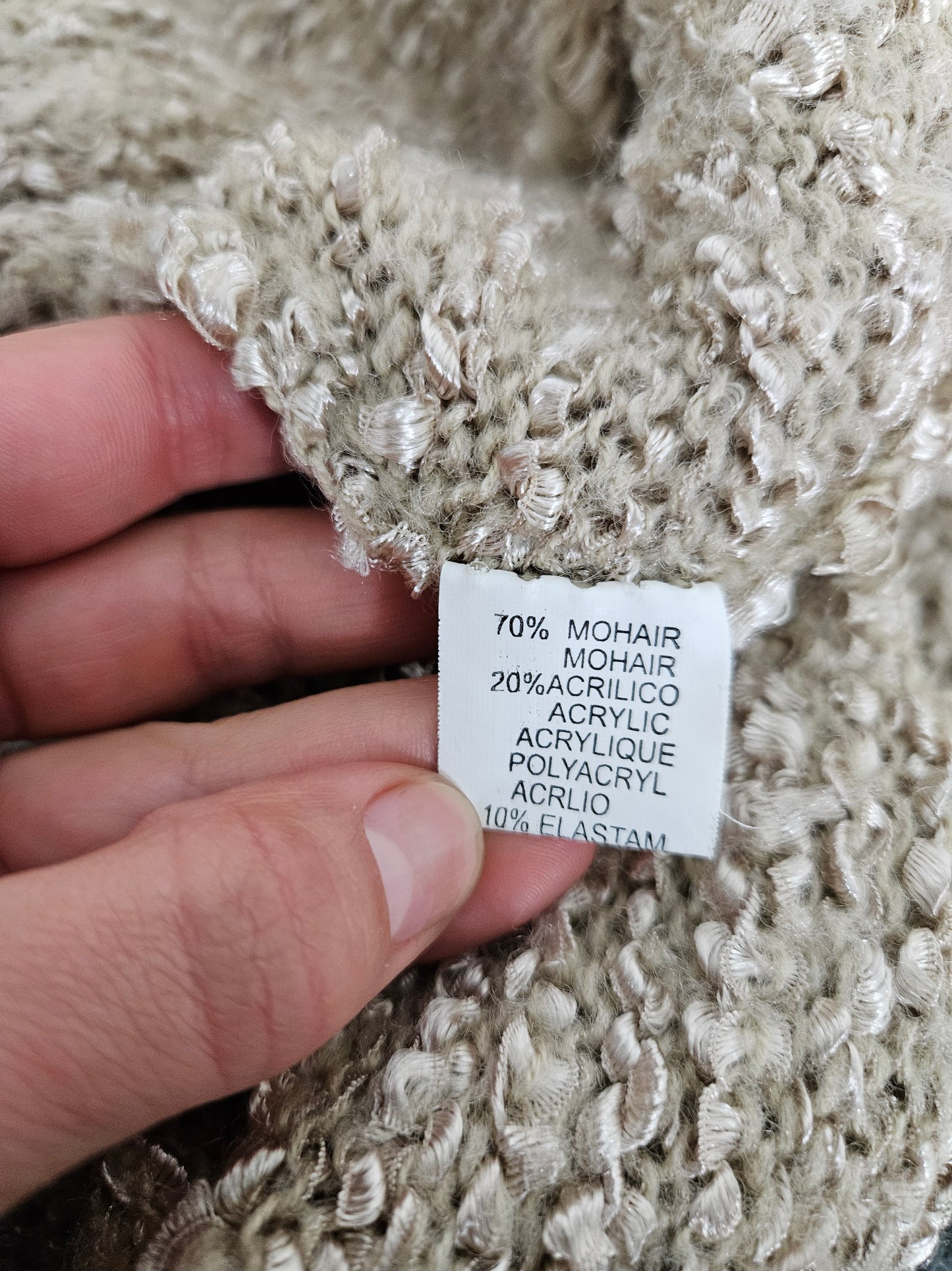 Cardigan beige à volants