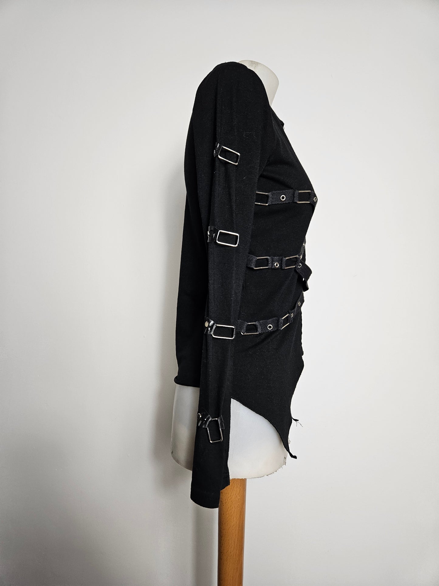 Haut détails sangles et chaines