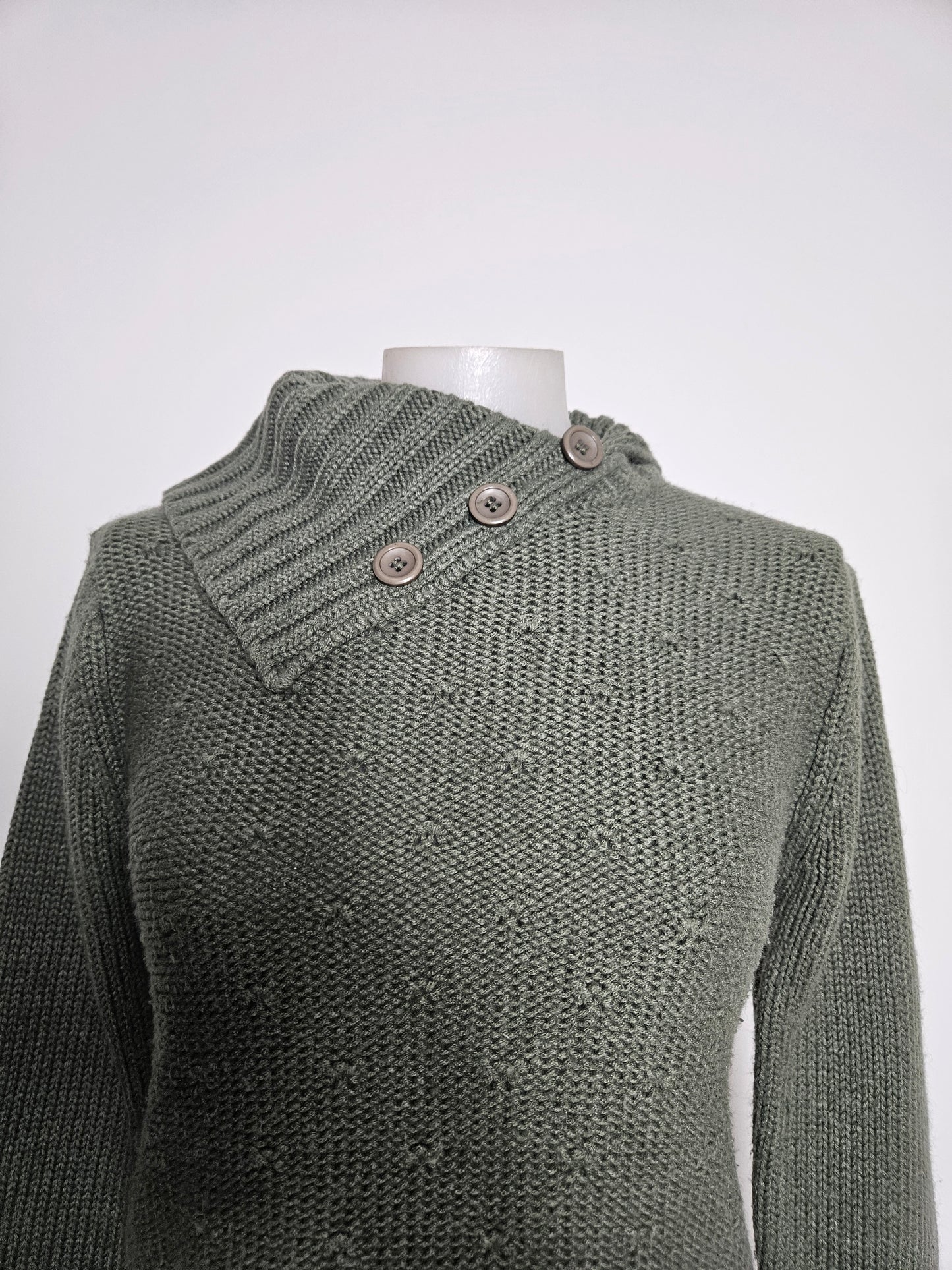 Pull kaki col boutonné