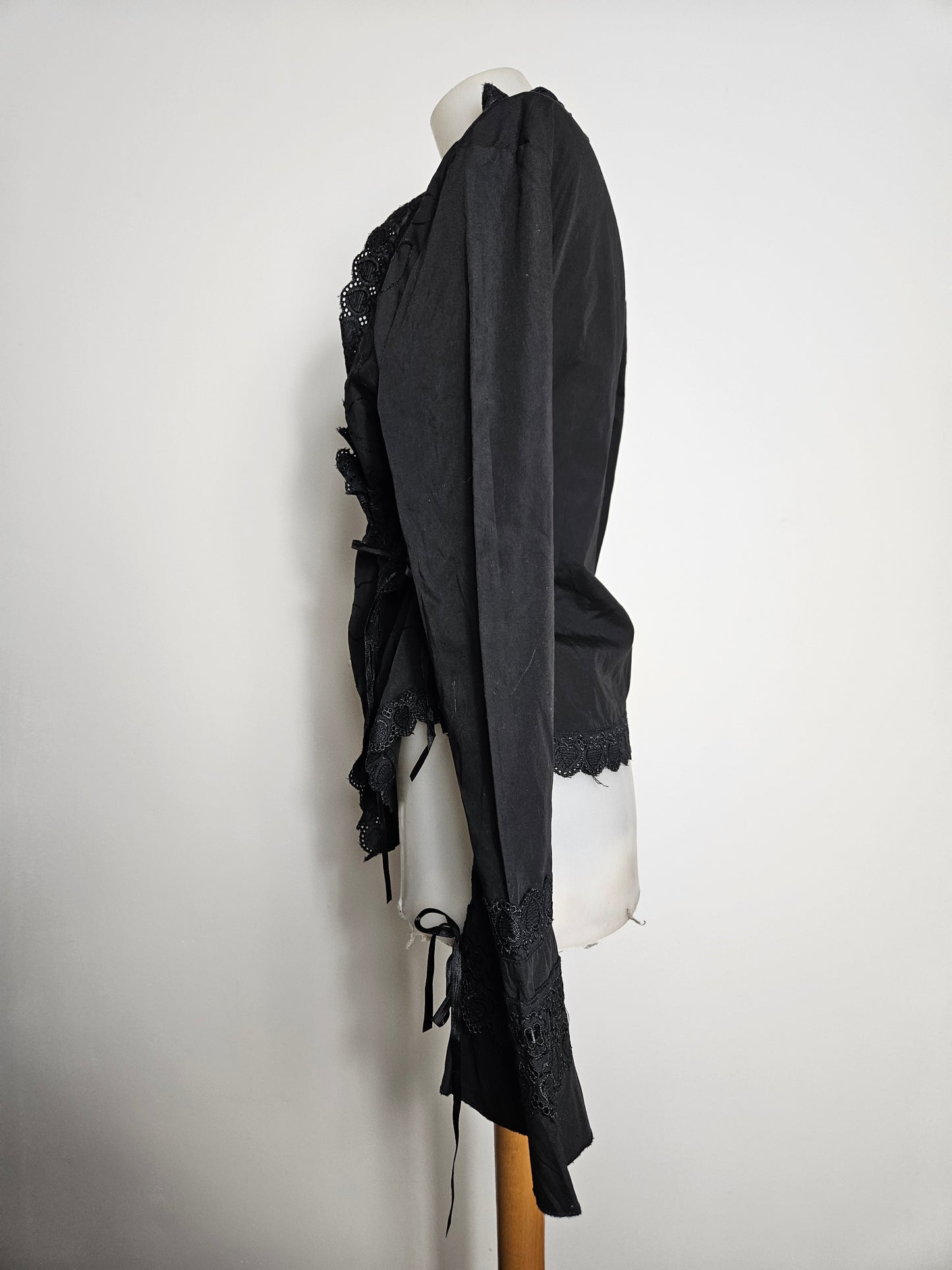 Chemisier cache coeur noir