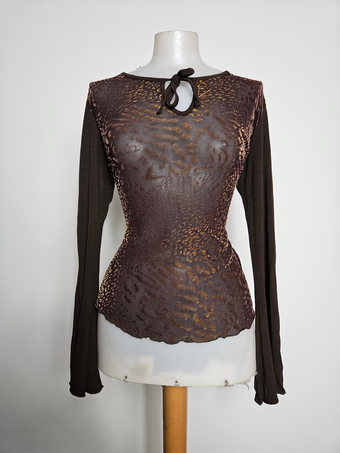 Haut en voile et velours ras marron