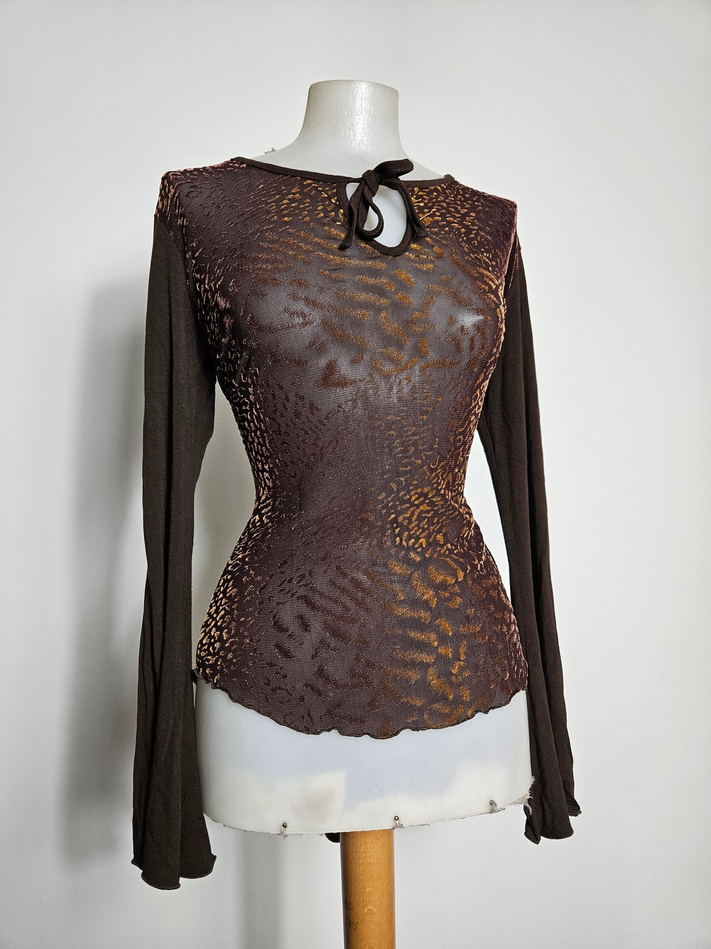 Haut en voile et velours ras marron