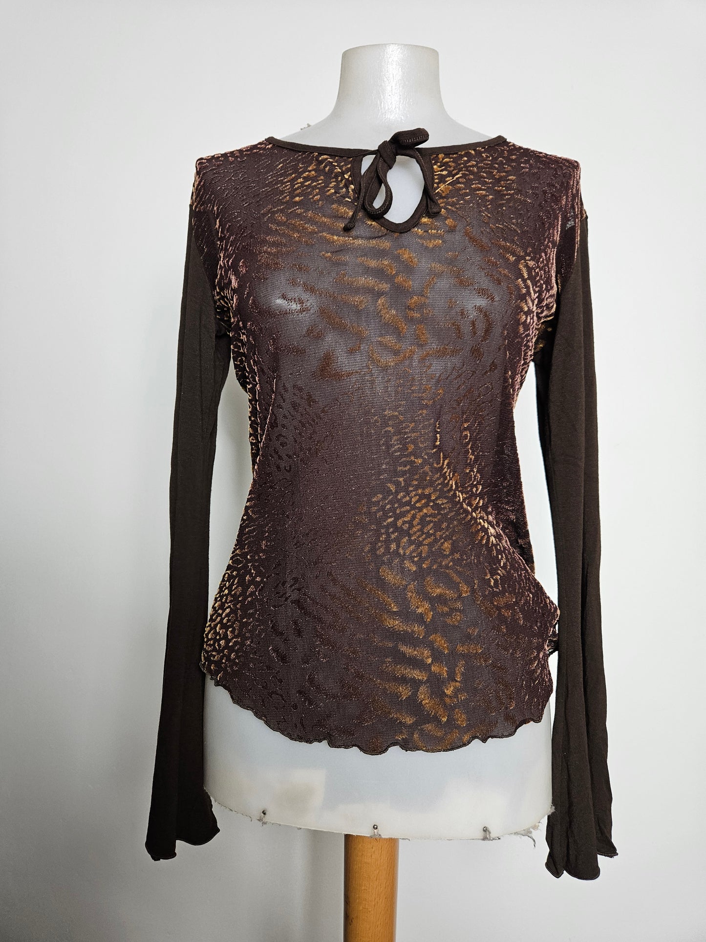 Haut en voile et velours ras marron