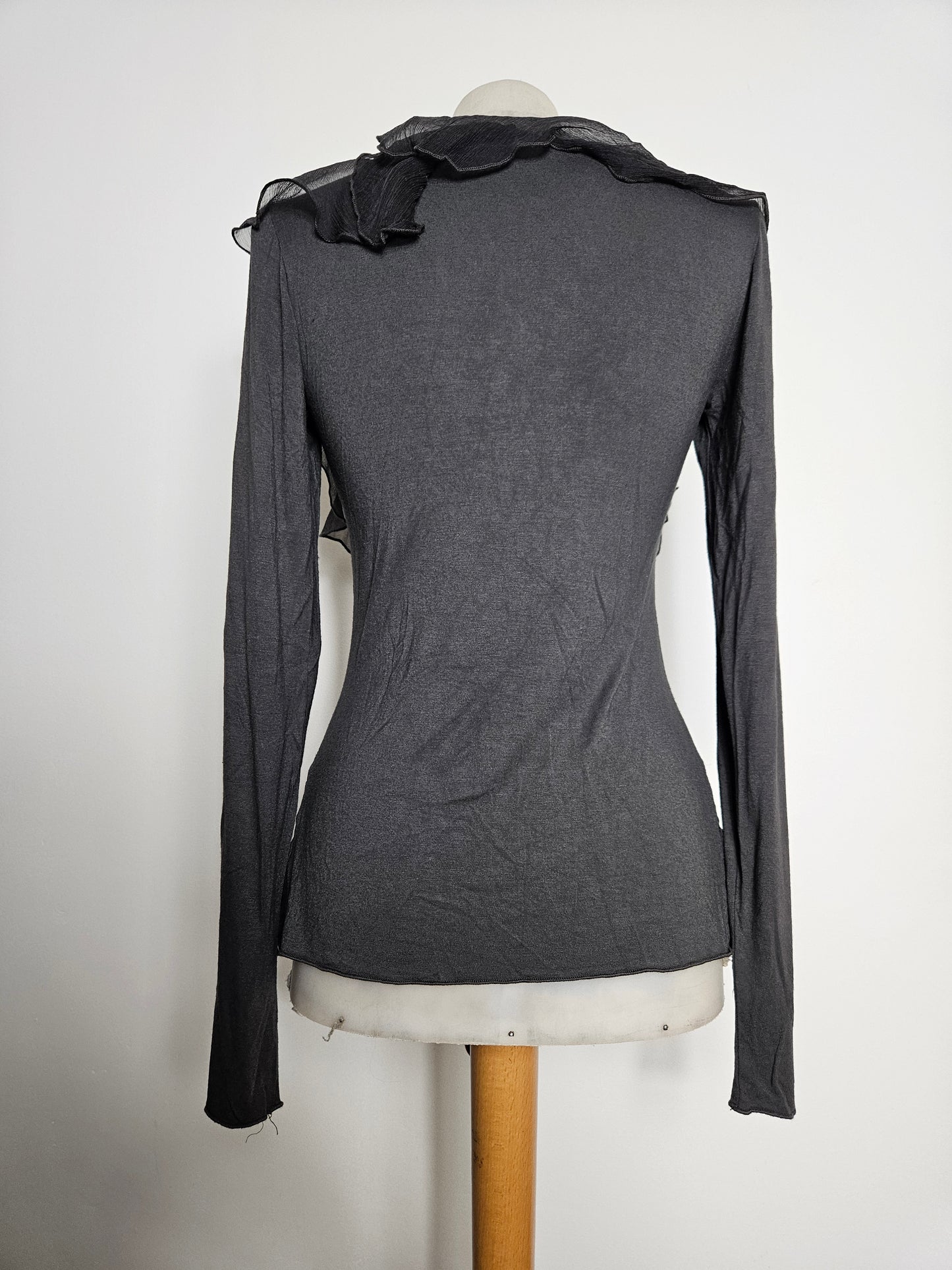 Haut en voile noir effet superposé