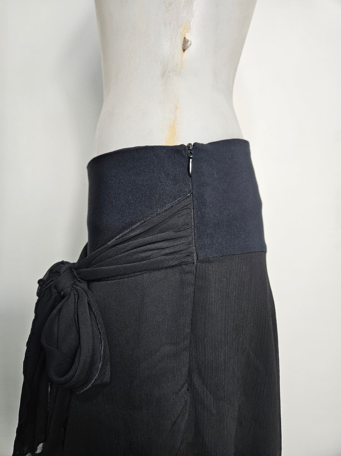 Jupe asymétrique à volants