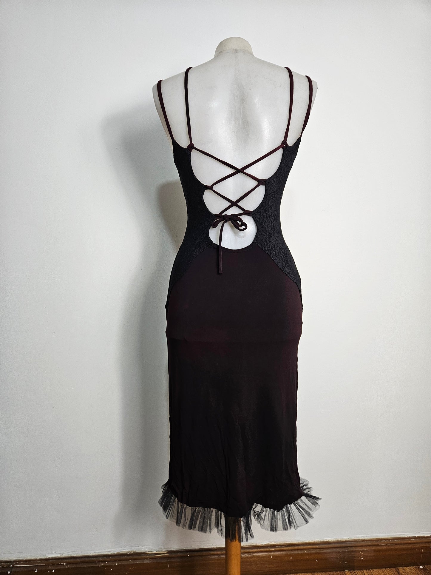 Robe en voile bordeaux