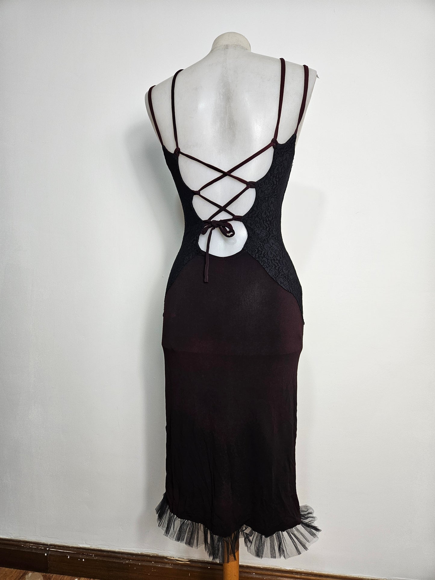 Robe en voile bordeaux