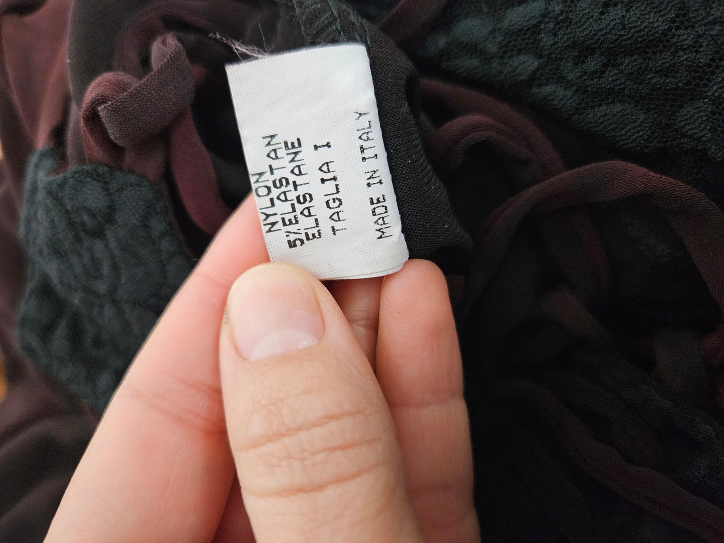 Robe en voile bordeaux