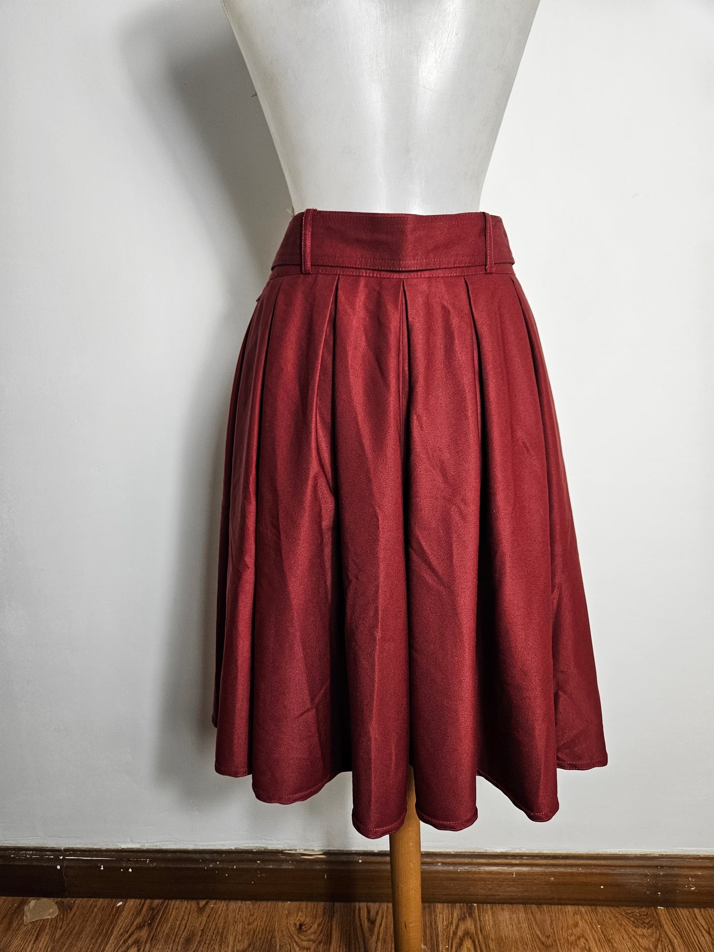 Jupe plissée bordeaux