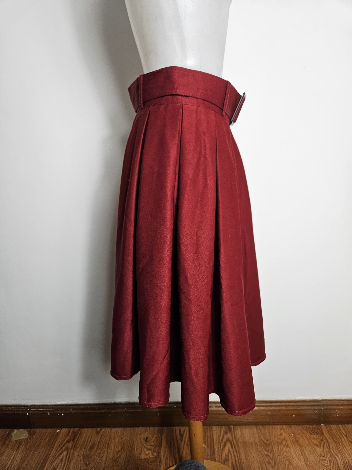 Jupe plissée bordeaux