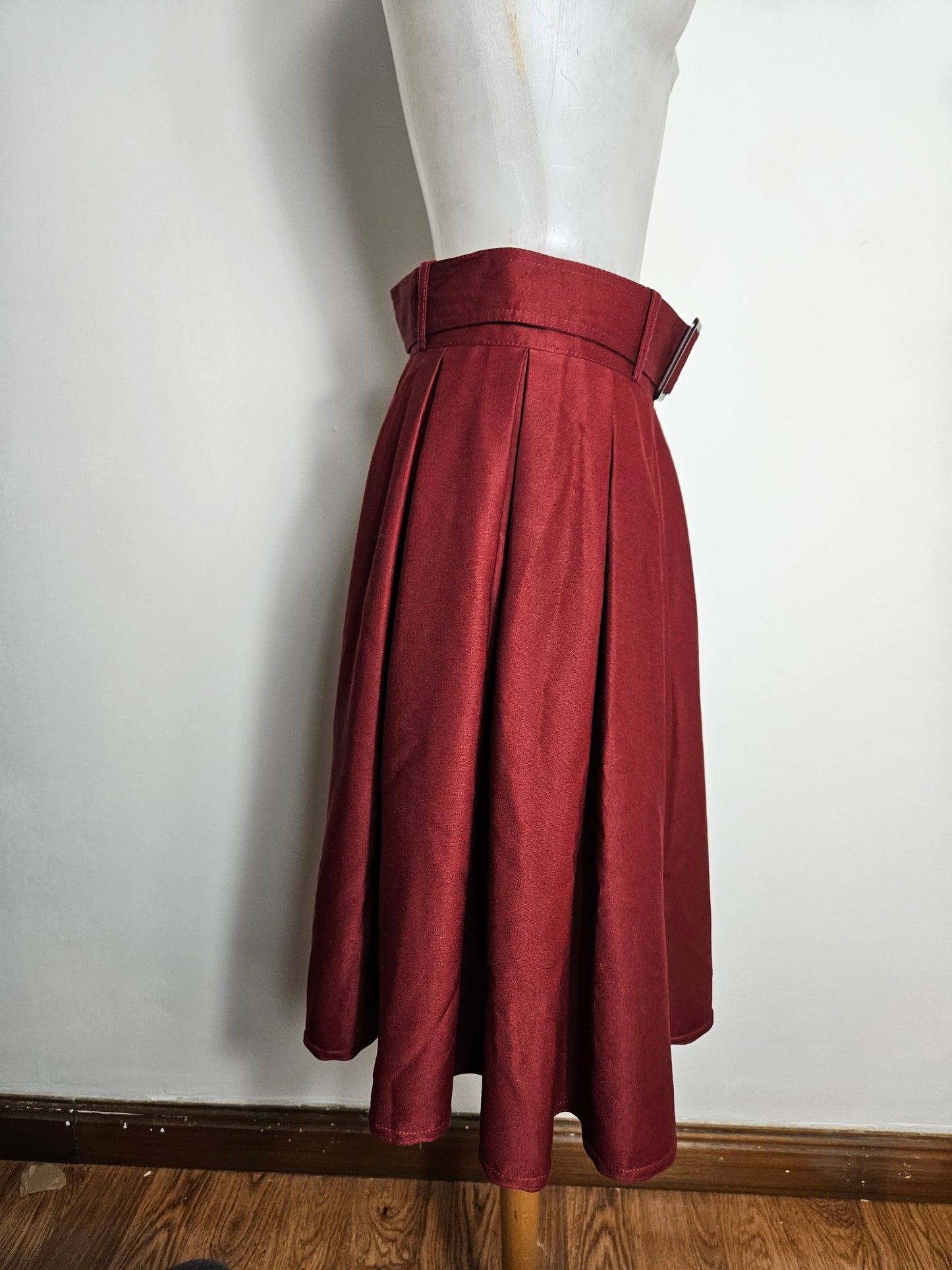 Jupe plissée bordeaux