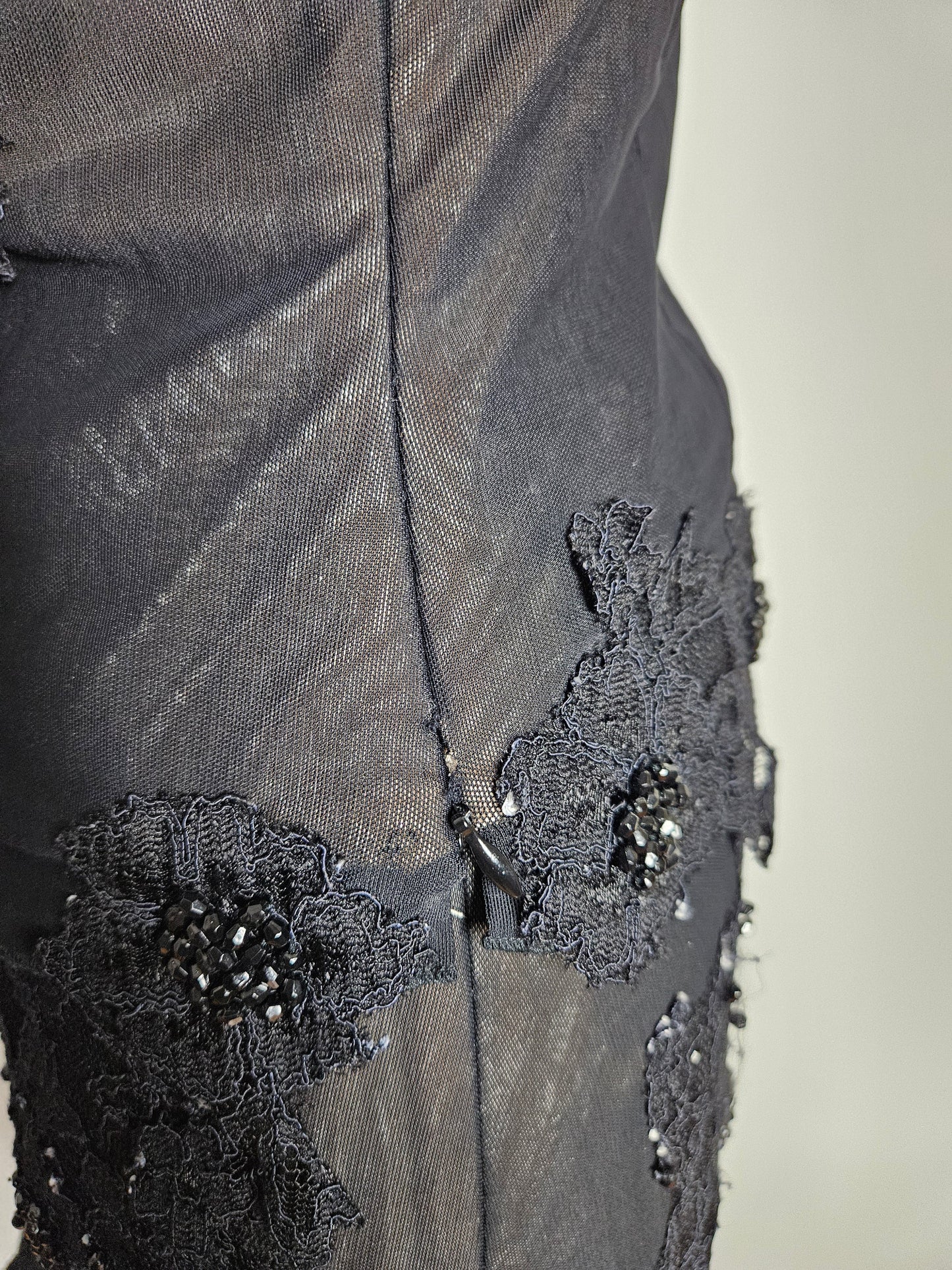 Ensemble en voile brodé